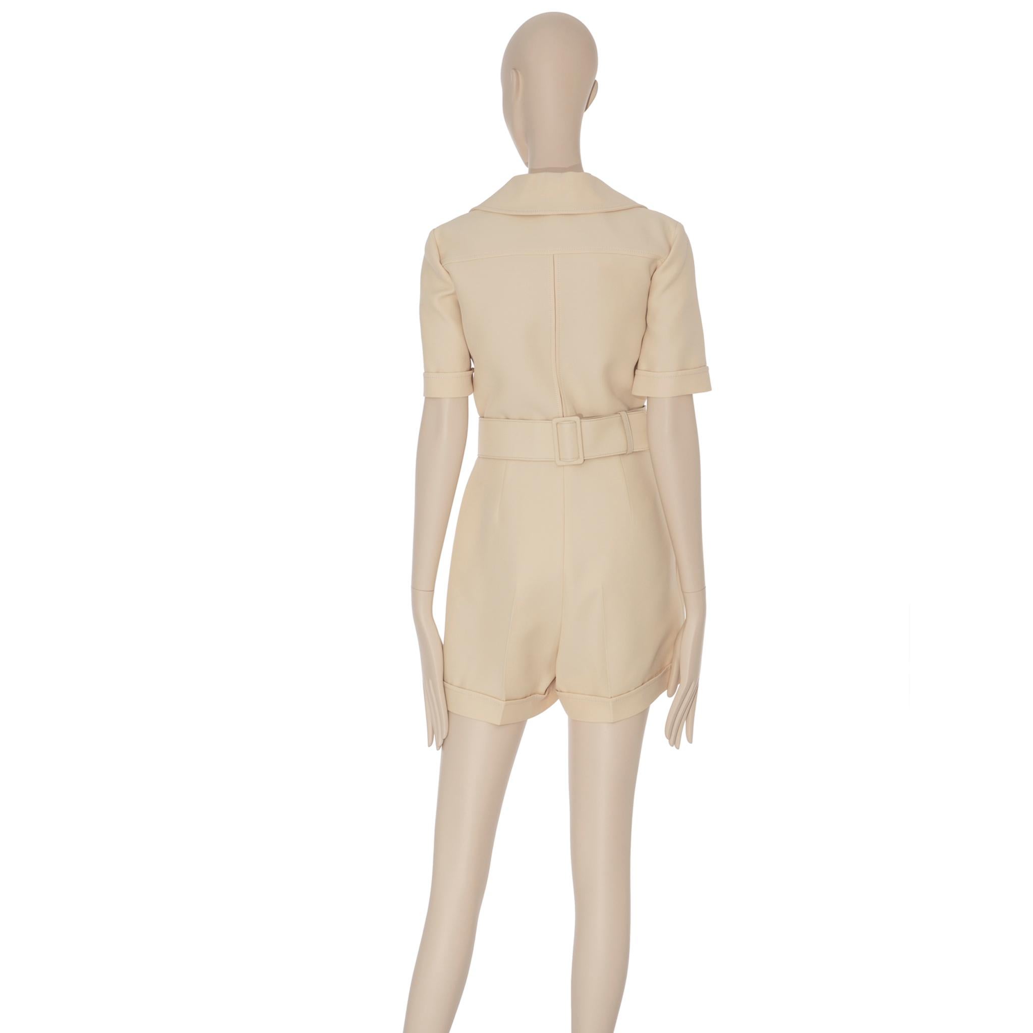 Gucci Womens Short Belted Jumpsuit Ivory 38 IT In New Condition For Sale In DOUBLE BAY, NSW