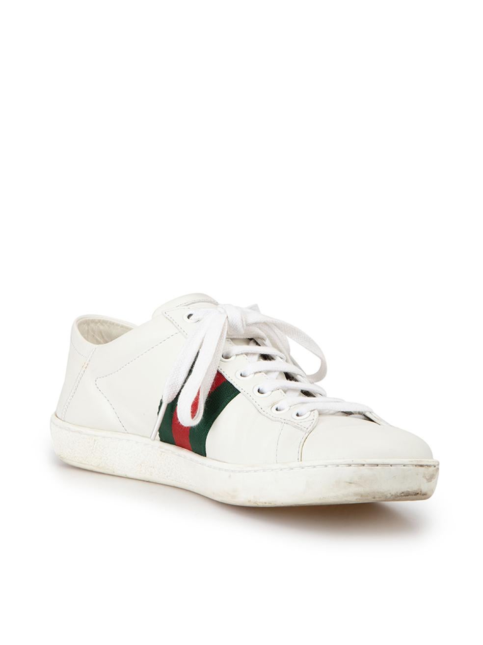 CONDITION is Very good. Minimal wear to trainers is evident. Minimal wear to the leather exterior and there are marks around the midsole. There is also visible wear to the outsole and creasing to the vamp on this used Gucci designer resale item.