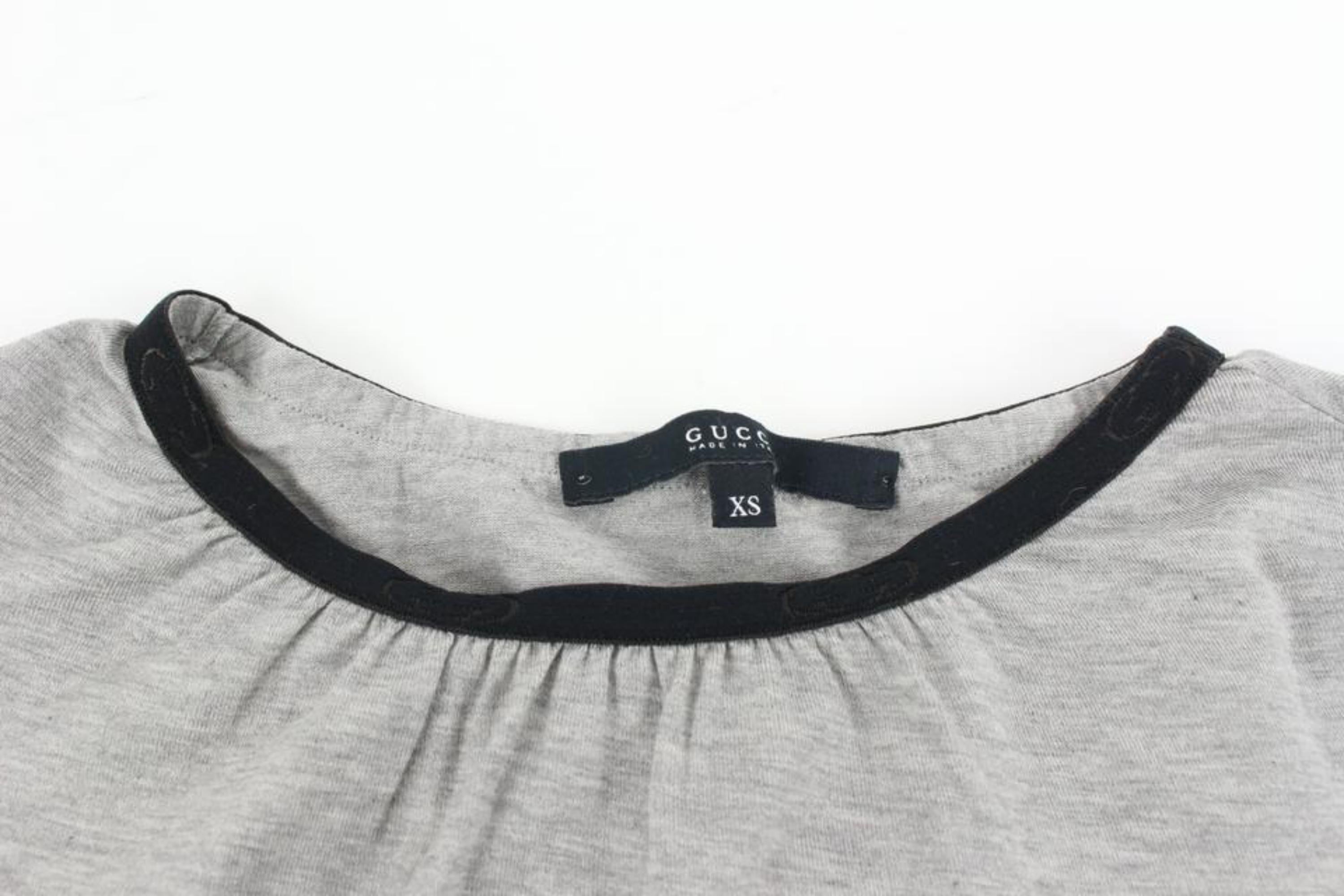 Gucci Women's XS Light Grey Short Sleeve Short 121g35 4