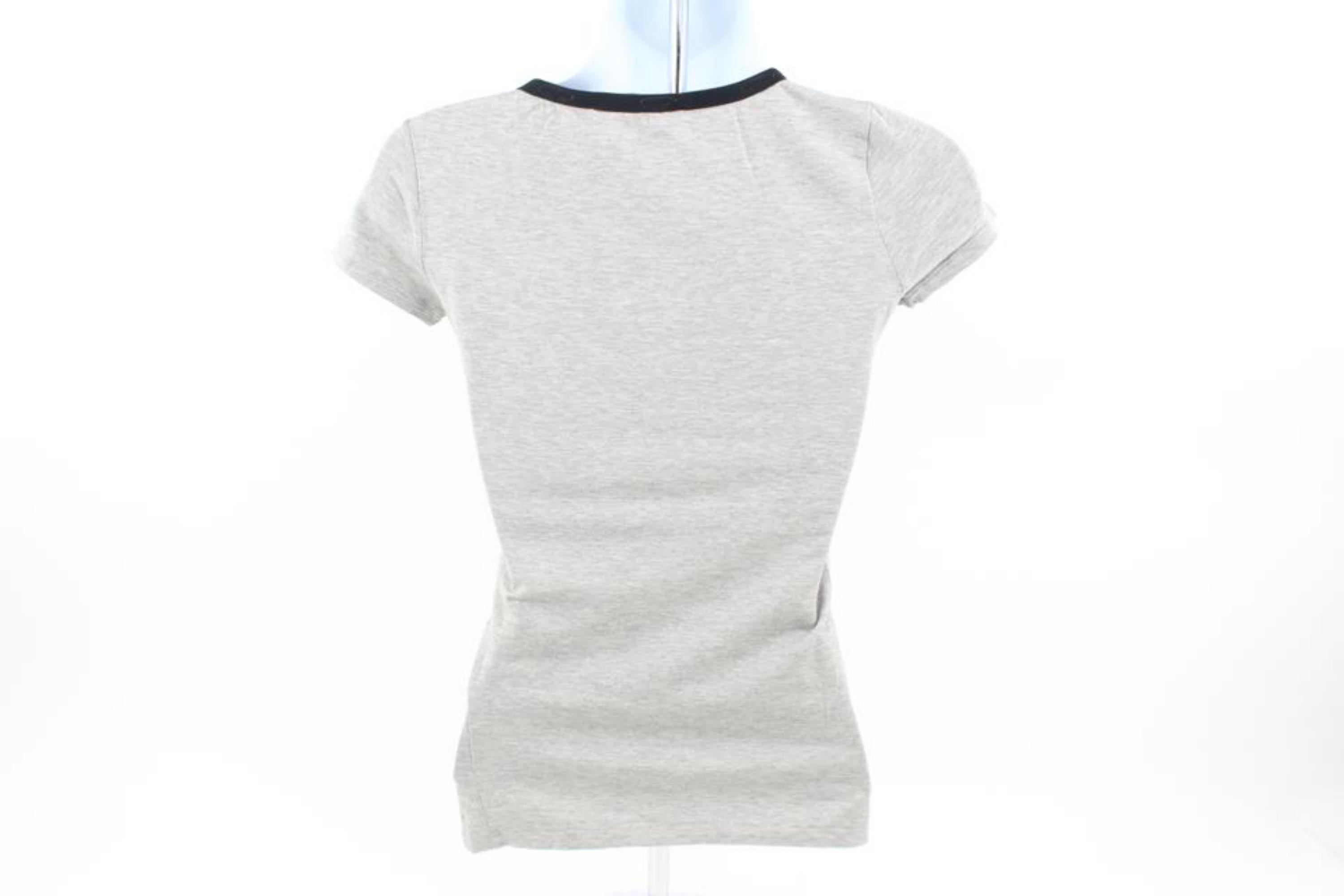 Gray Gucci Women's XS Light Grey Short Sleeve Short 121g35 For Sale
