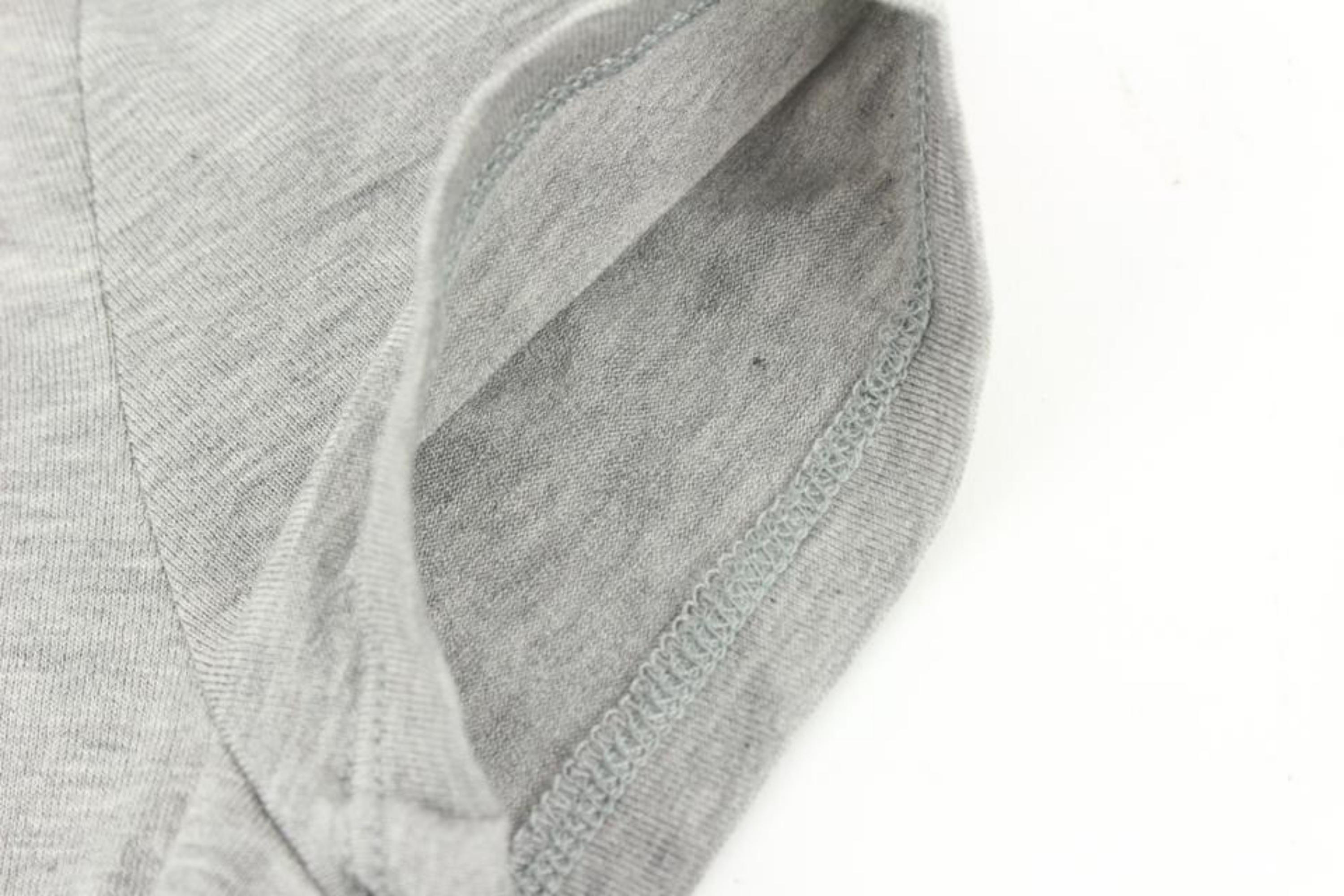 Gucci Women's XS Light Grey Short Sleeve Short 121g35 In Excellent Condition In Dix hills, NY