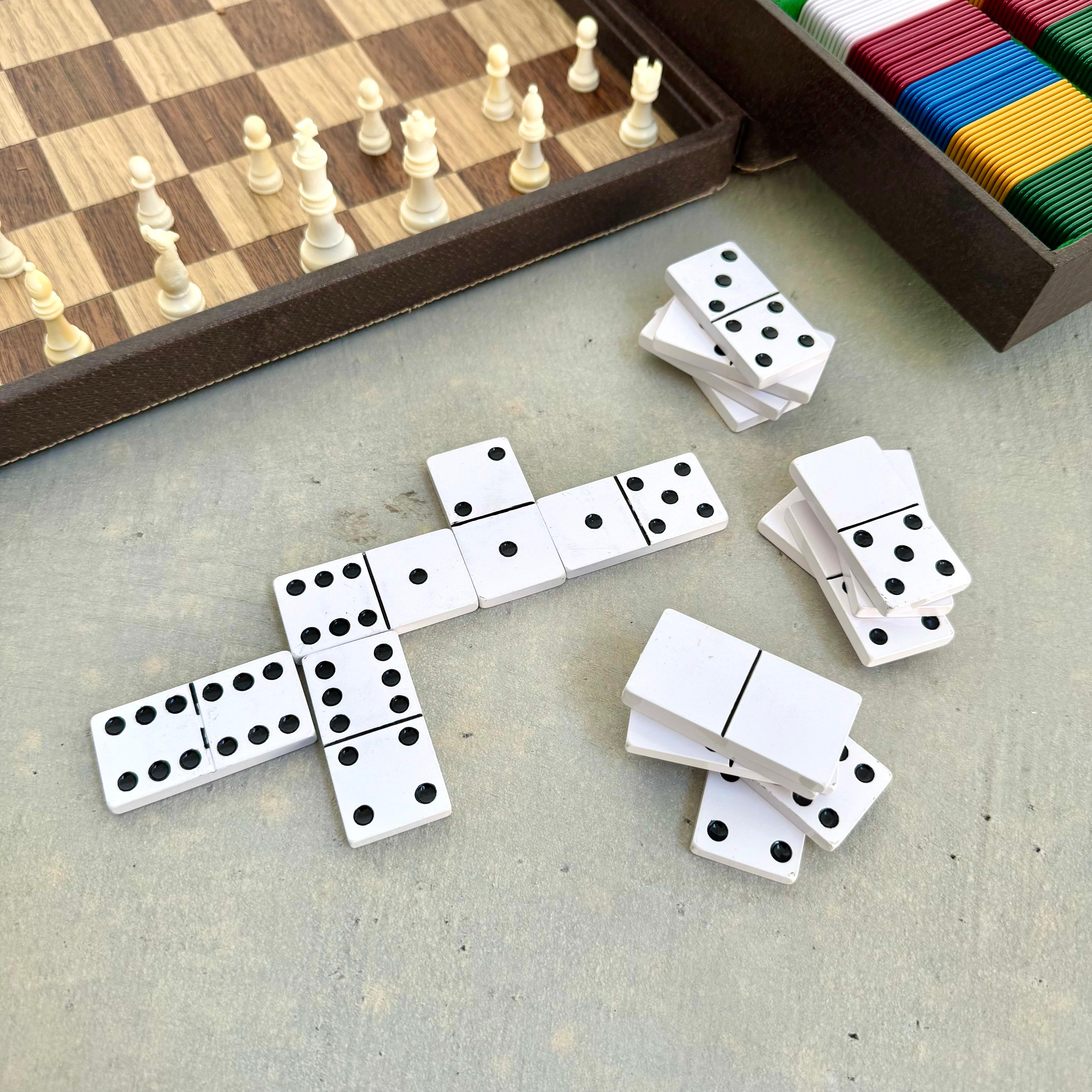 Gucci-Spielset aus Holz und Leder, Italien, 1970er Jahre im Angebot 5