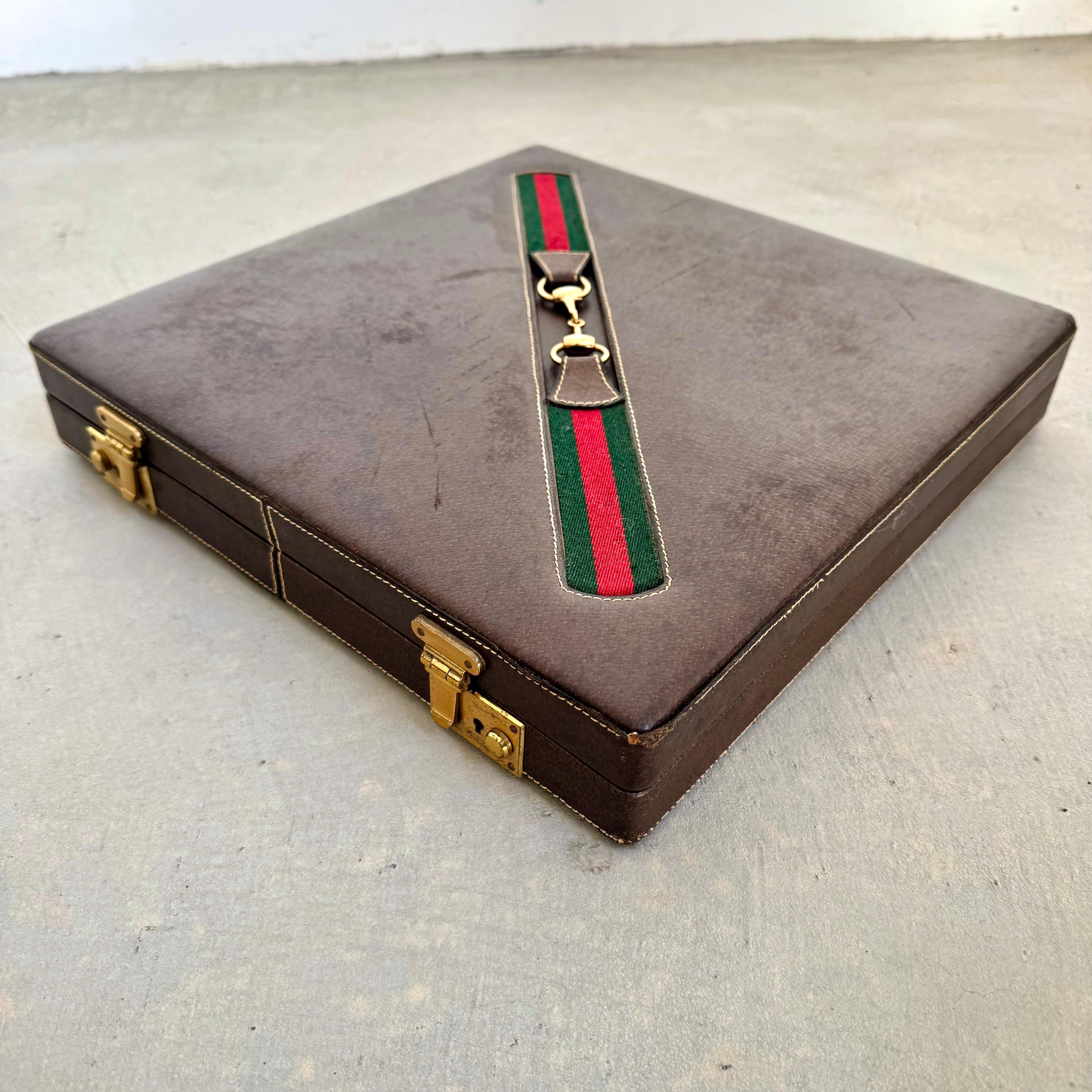 Gucci-Spielset aus Holz und Leder, Italien, 1970er Jahre (Ende des 20. Jahrhunderts) im Angebot
