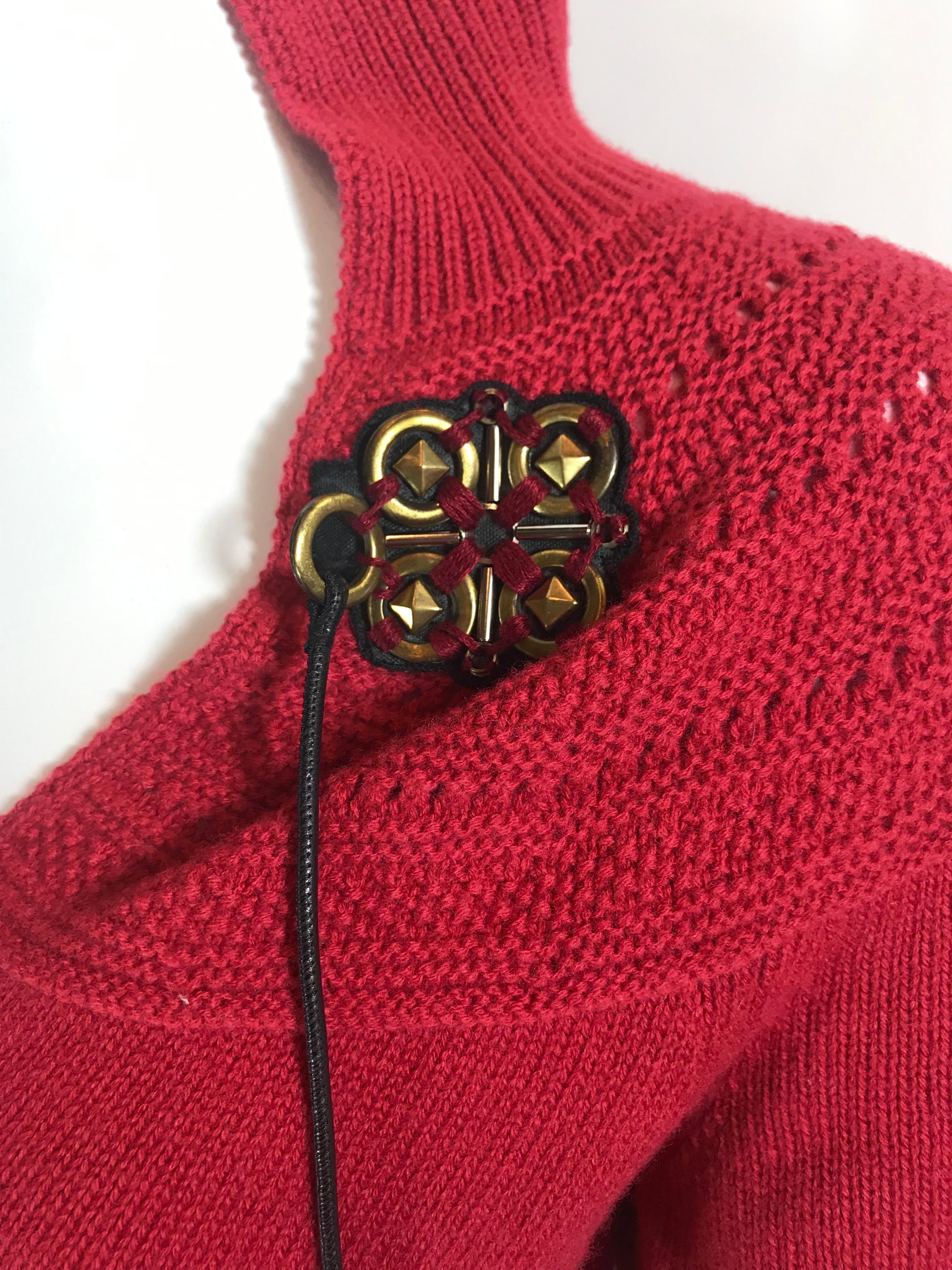 Women's or Men's Gucci Wool Embellished Sweater For Sale