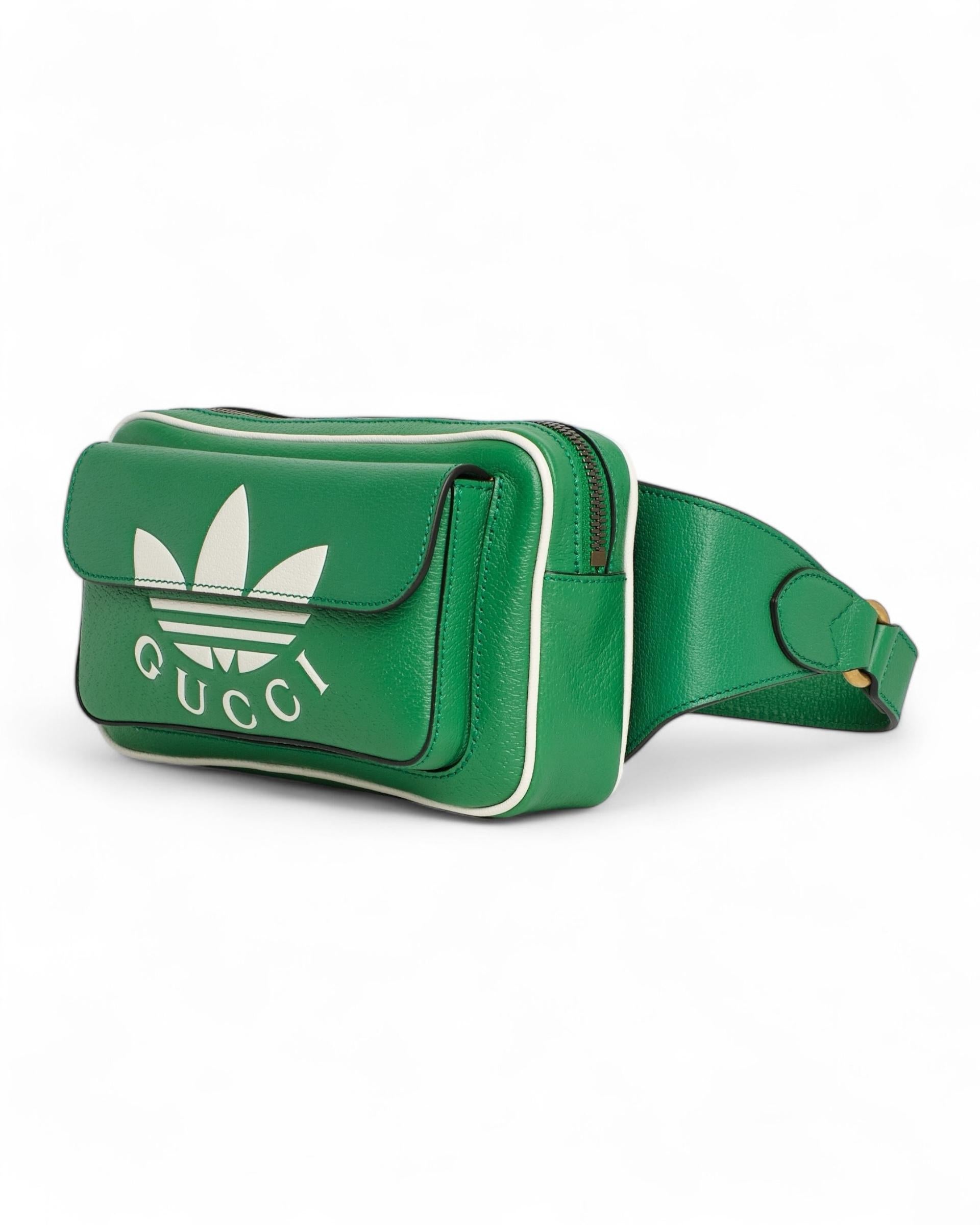 Gucci X Adidas Trefoil Logo Messenger Bag Grün im Angebot 8