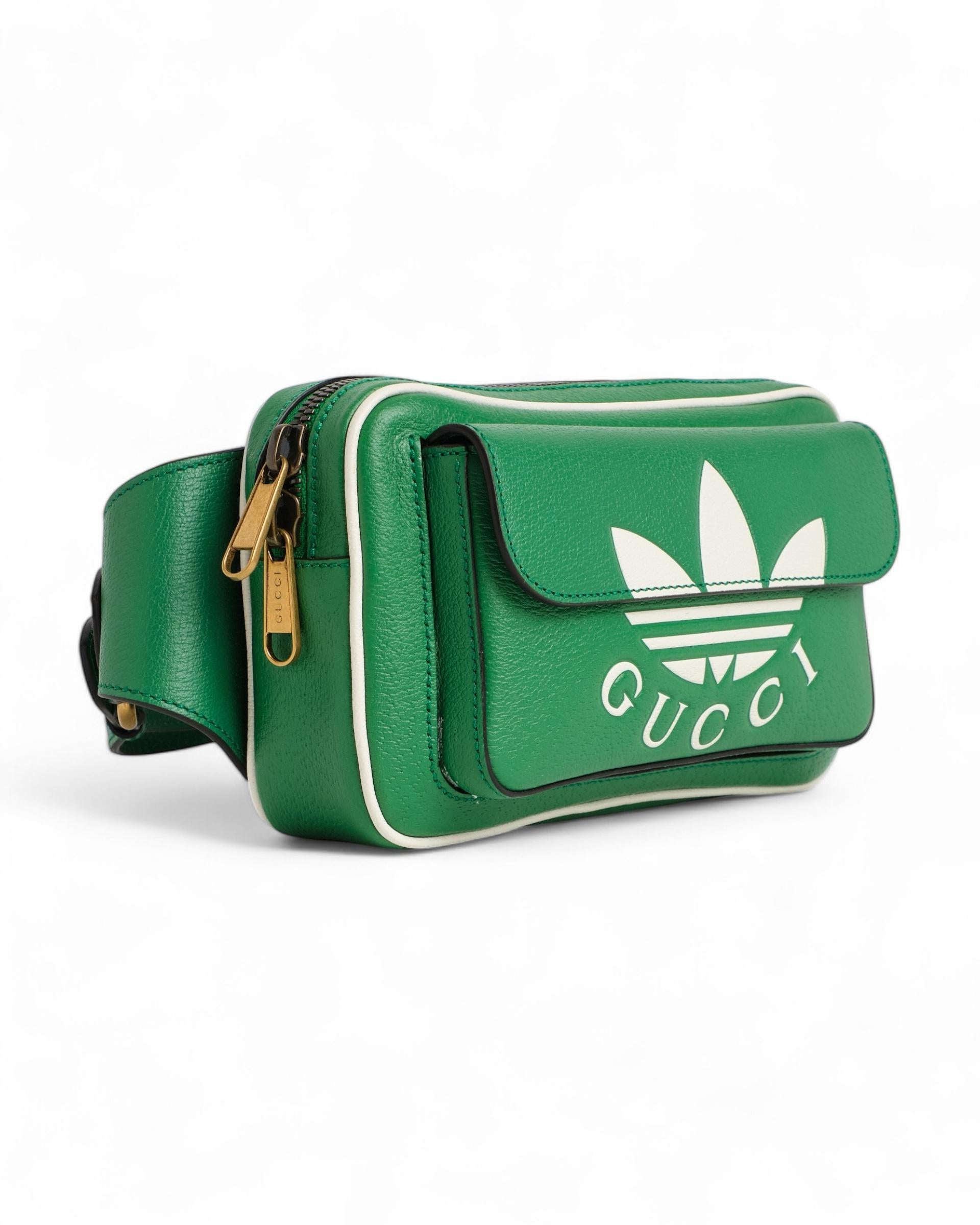Gucci X Adidas Trefoil Logo Messenger Bag Grün im Angebot 2