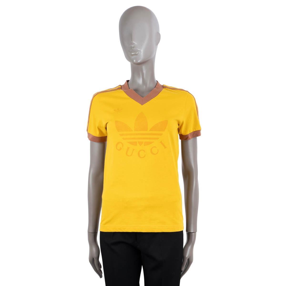 GUCCI x ADIDAS Gelbes Baumwollhemd 2022 LOGO V-NECK T-Shirt Shirt S im Zustand „Hervorragend“ im Angebot in Zürich, CH