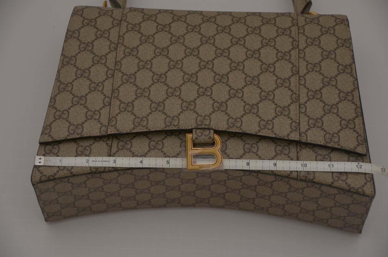 Gucci x Balenciaga Hack Aria GG Sanduhrtasche MEDIUM GRÖSSE Limitierte Kollektion NEU für Damen oder Herren im Angebot