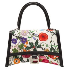 Mehrfarbiges Segeltuch von Gucci x Balenciaga  Floral Hourglass-Tasche des Hacker Project