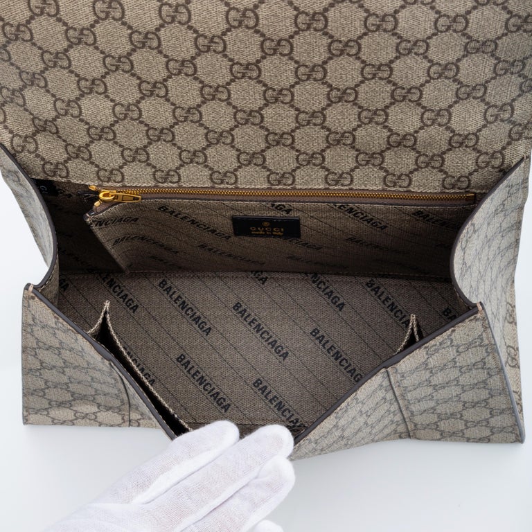 Gucci x Balenciaga The Hacker Project Hourglass Bag Medium (681696) For  Sale at 1stDibs