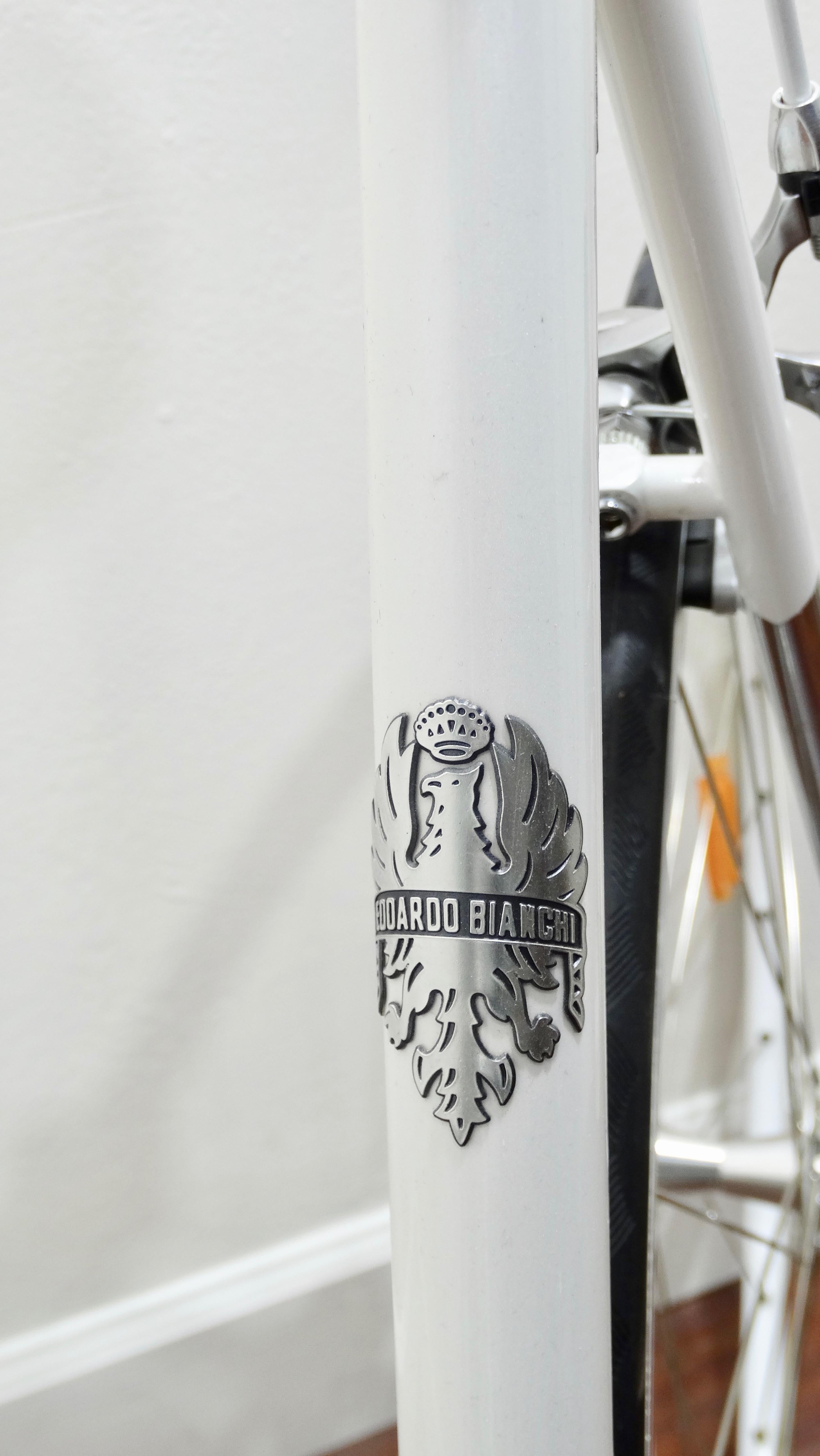 Gucci x Bianchi 2011 White City Bike  In Good Condition For Sale In Scottsdale, AZ
