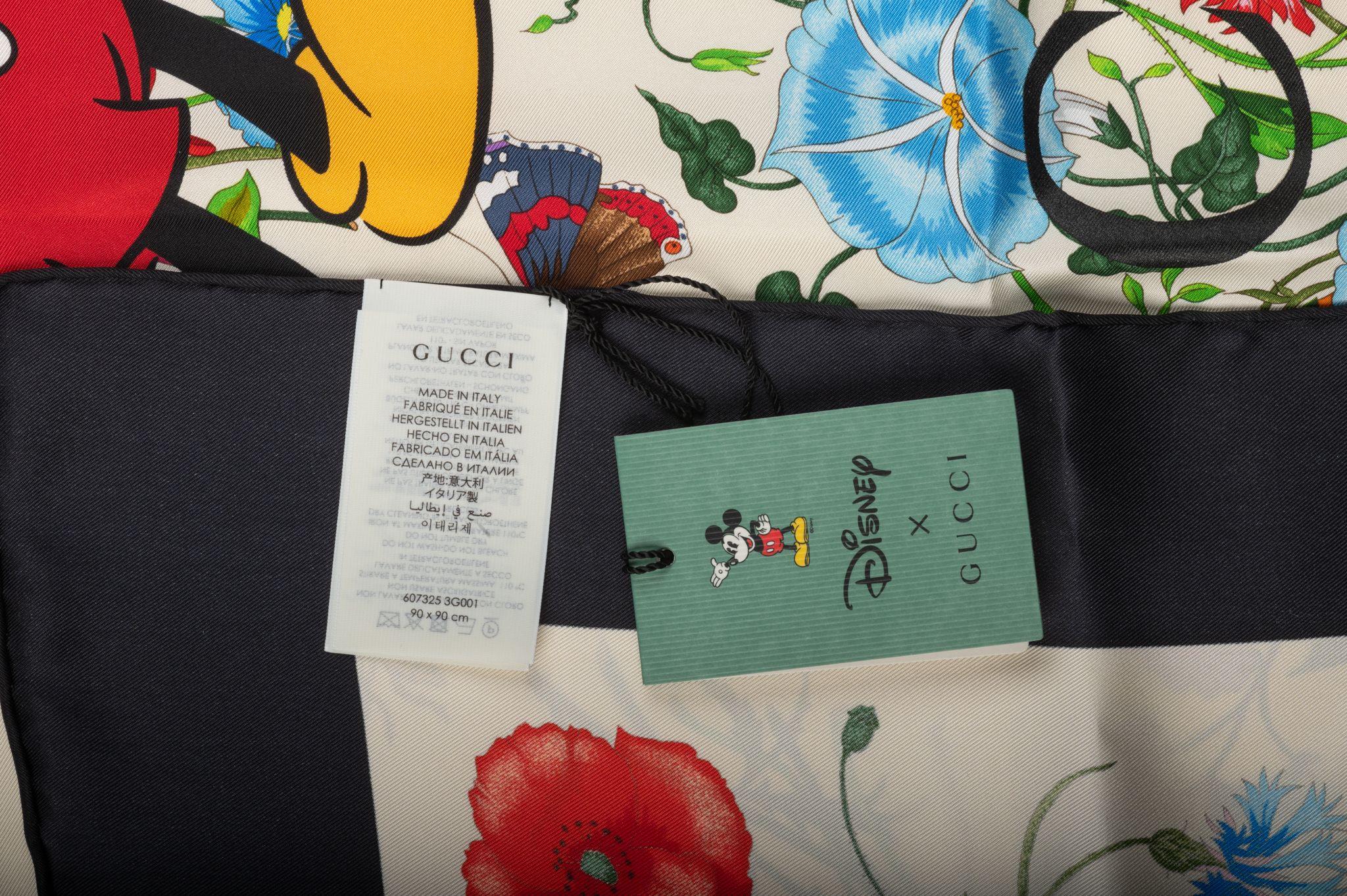 Gucci X Disney Black Flora Silk Scarf For Sale 1