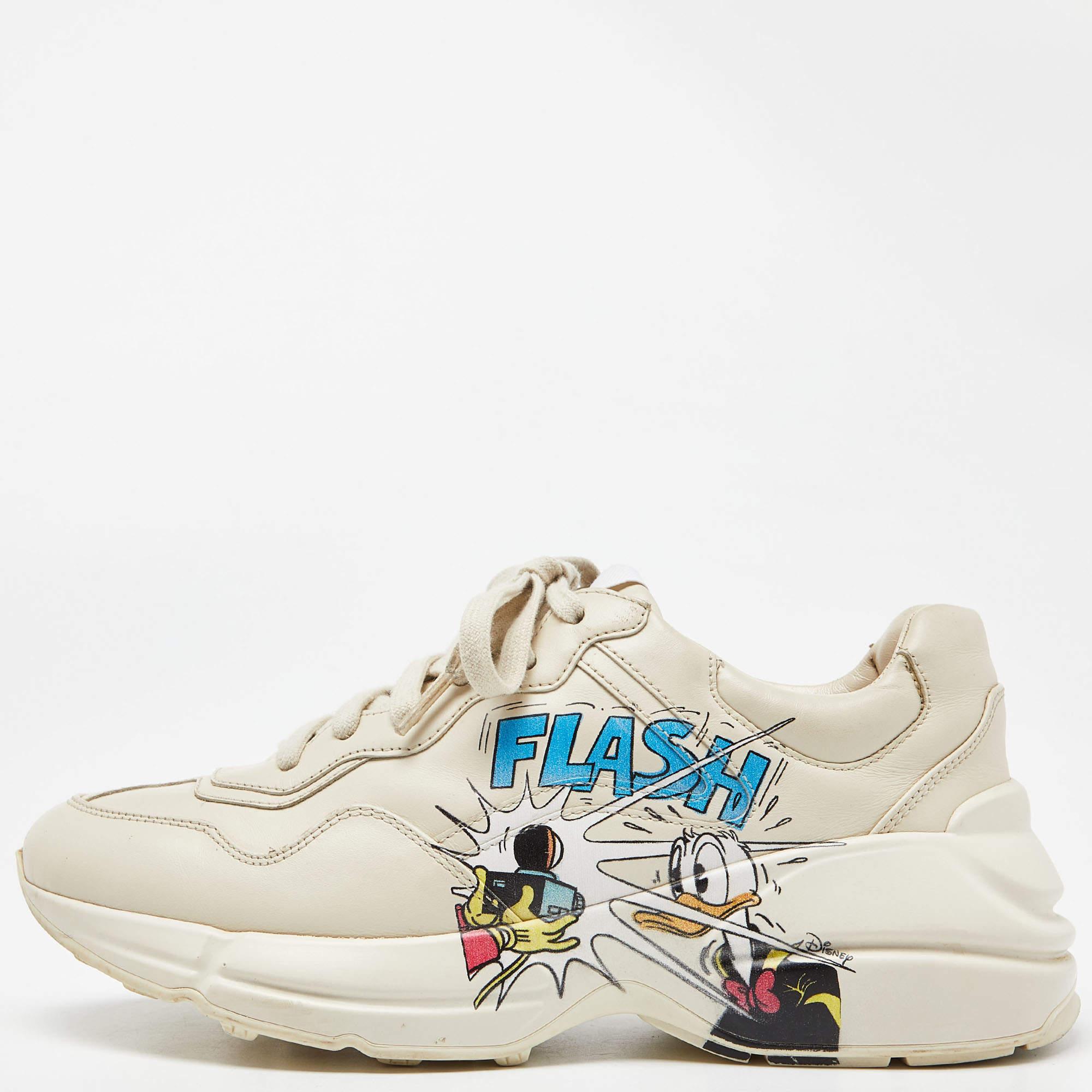 Gucci x Disney Donald Duck Cream Leather Rhyton Sneakers Size 38 For Sale 2