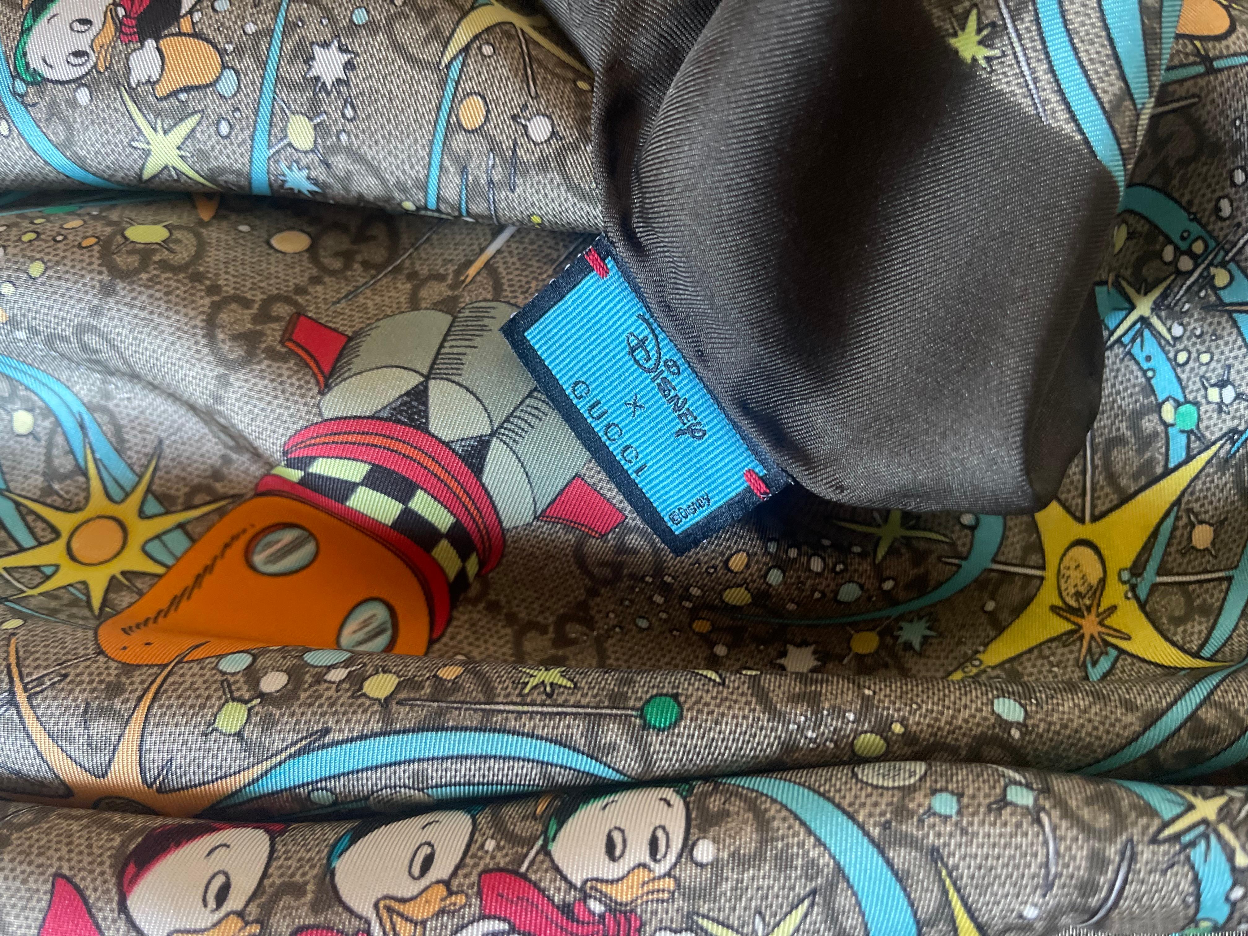 Pañuelo de seda Gucci x Disney Edición Limitada en venta 6