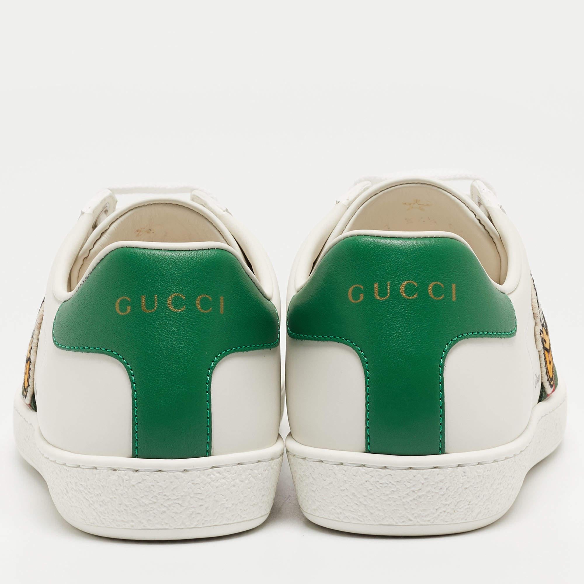 Coming in a classic silhouette, these Gucci Ace sneakers are a seamless combination of luxury, comfort, and style. These sneakers are designed with signature details and comfortable insoles.

Includes: Original Dustbag, Original Box, Extra Laces,