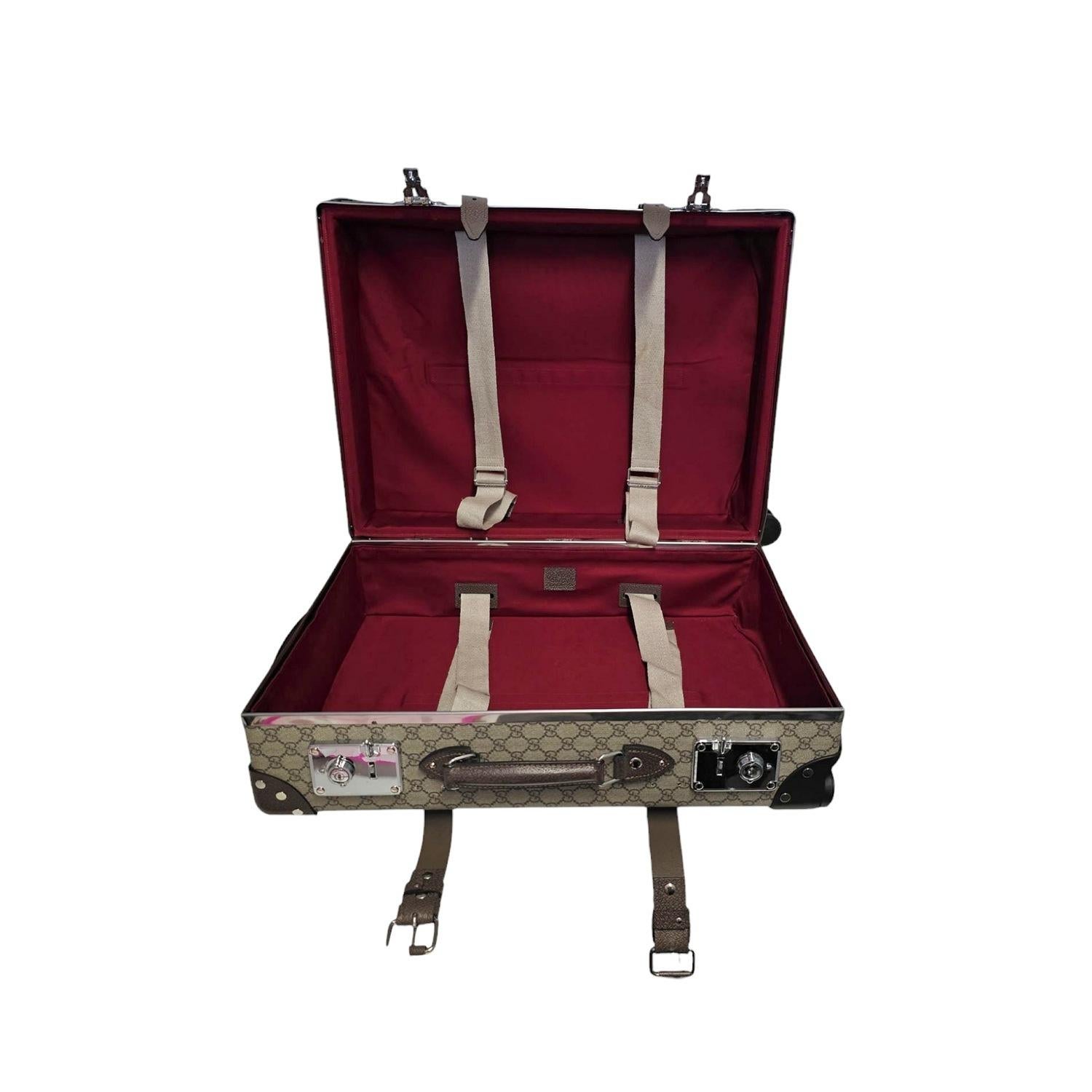 Femenino o masculino Maleta mediana Gucci X Globe-Trotter GG en venta