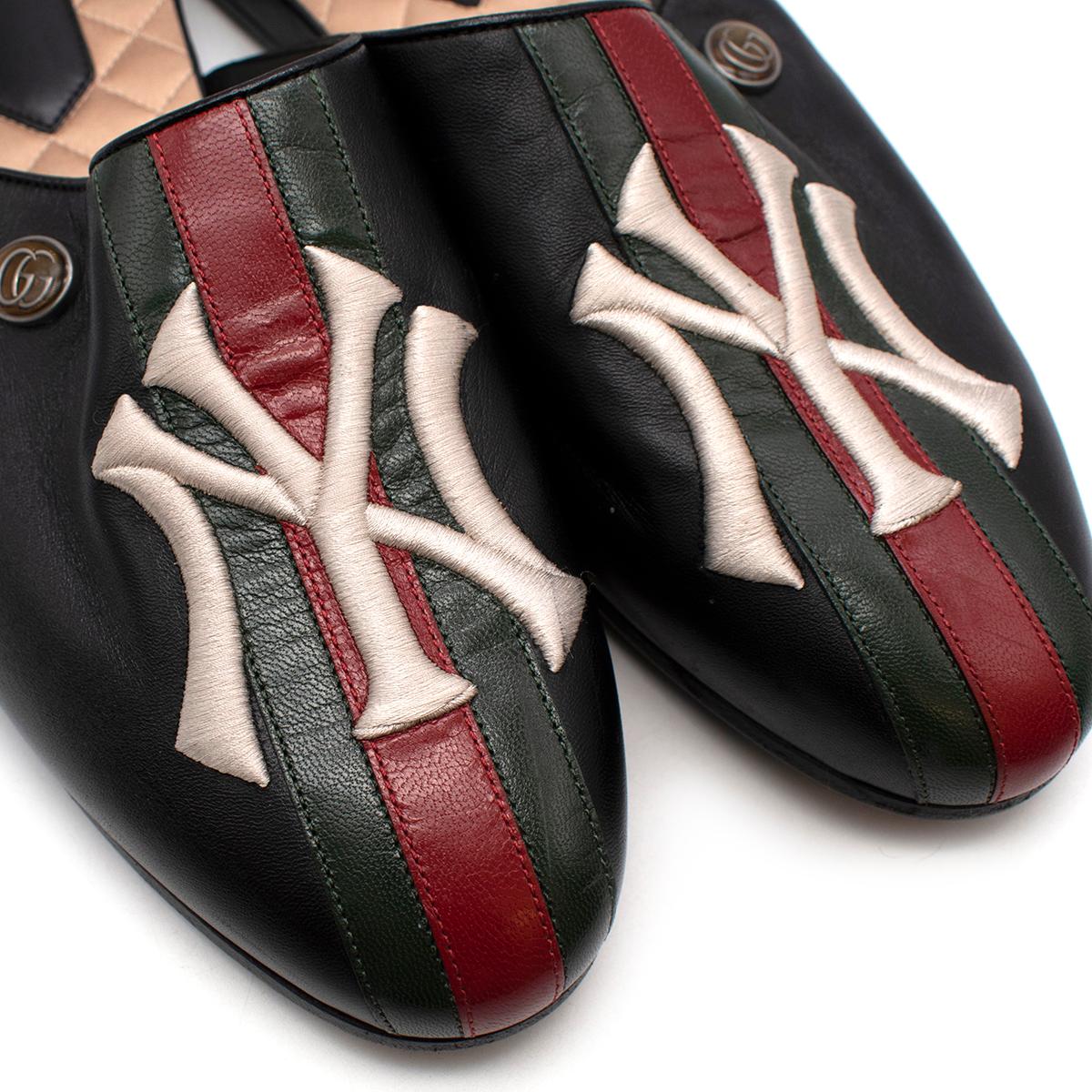 Gucci x NY Yankees Runway Black Leather Princetown Mules - Us size 8 In New Condition In London, GB