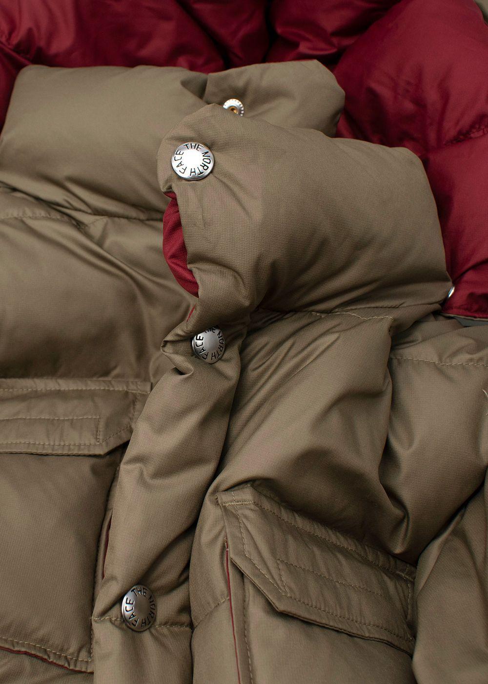 Gucci x The North Face Abrigo de pluma caqui limitado - US 6 en venta 2