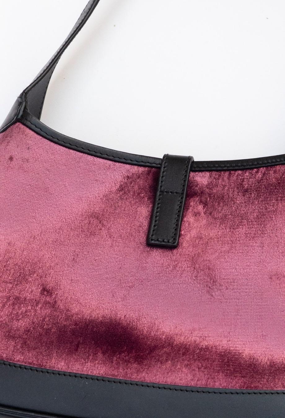 Gucci x Tom Ford 1999 AD Campaign Pink Velvet Vintage Jackie Bag For Sale 1