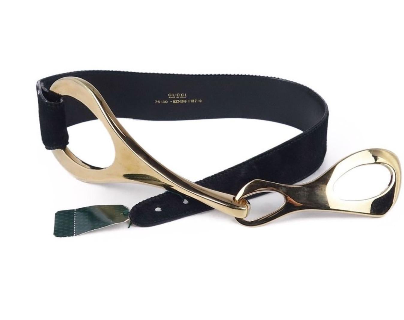 Women's Gucci x Tom Ford Black Leather Gold Large Horsebit Wide Waist Belt For Sale