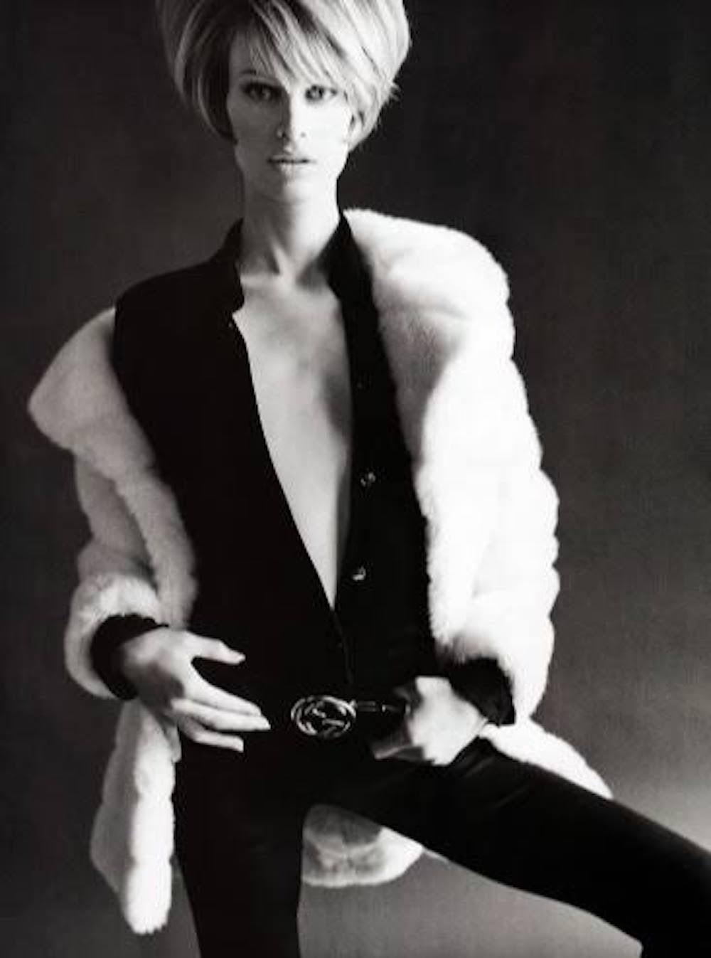 Gucci x Tom Ford A/I 1995 cappotto iconico in pelliccia sintetica in vendita 4