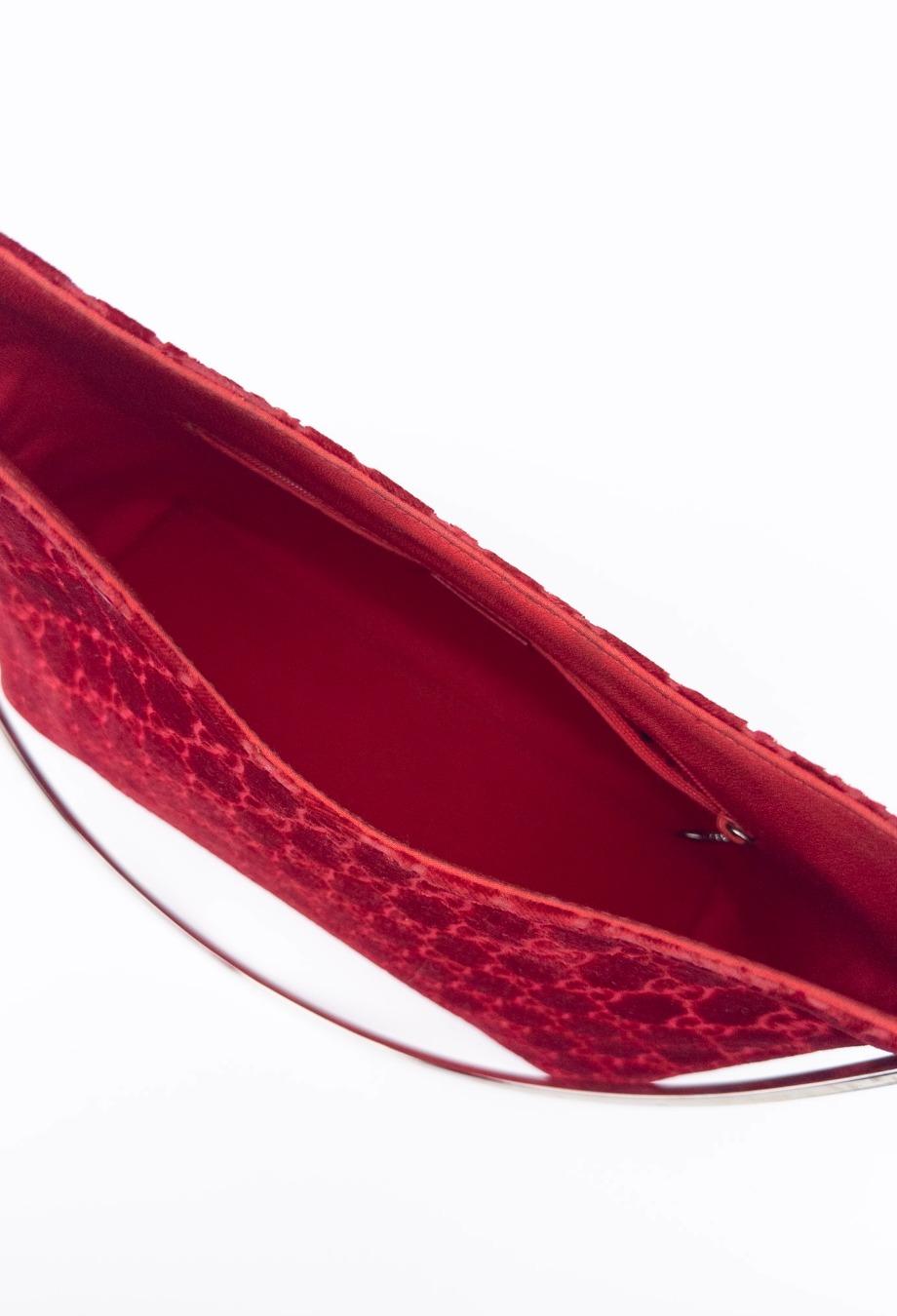 Gucci x Tom Ford F/W 1997 AD CAMPAIGN Sac en velours rouge GG 