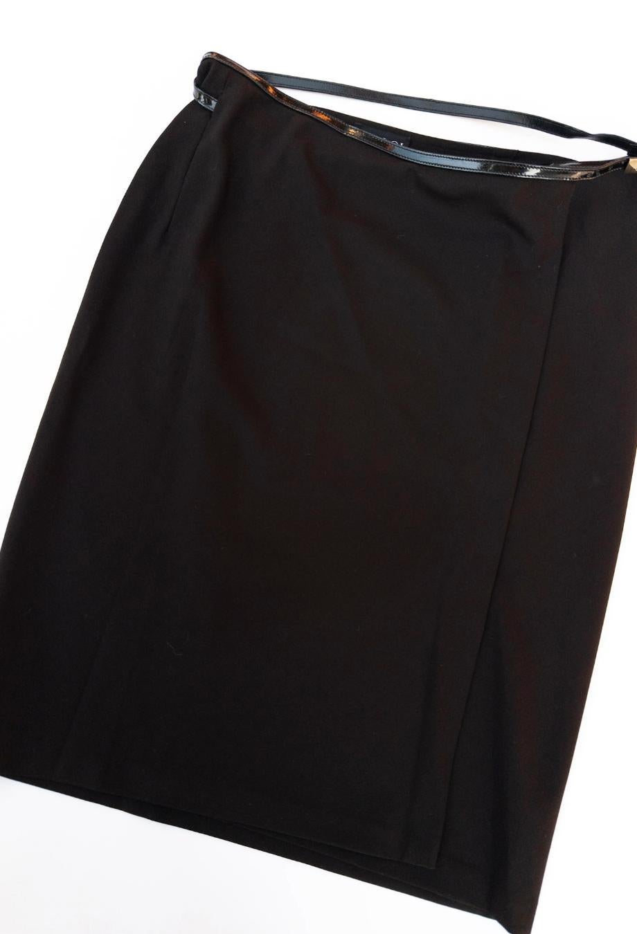 Women's or Men's Gucci x Tom Ford Runway F/W 1997 Wrap Brown Skirt Bella Hadid Sz IT42 For Sale
