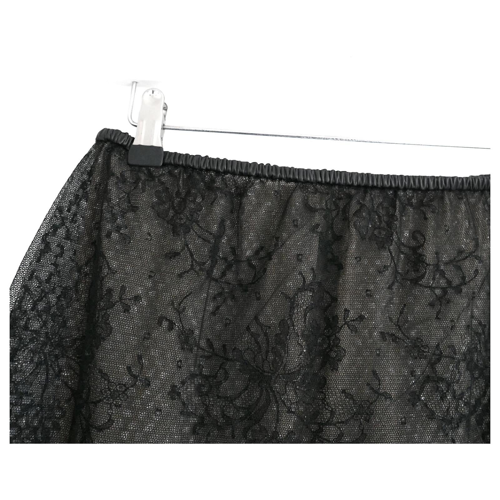 Women's Gucci x Tom Ford Spring 1999 Black Lace Skirt For Sale