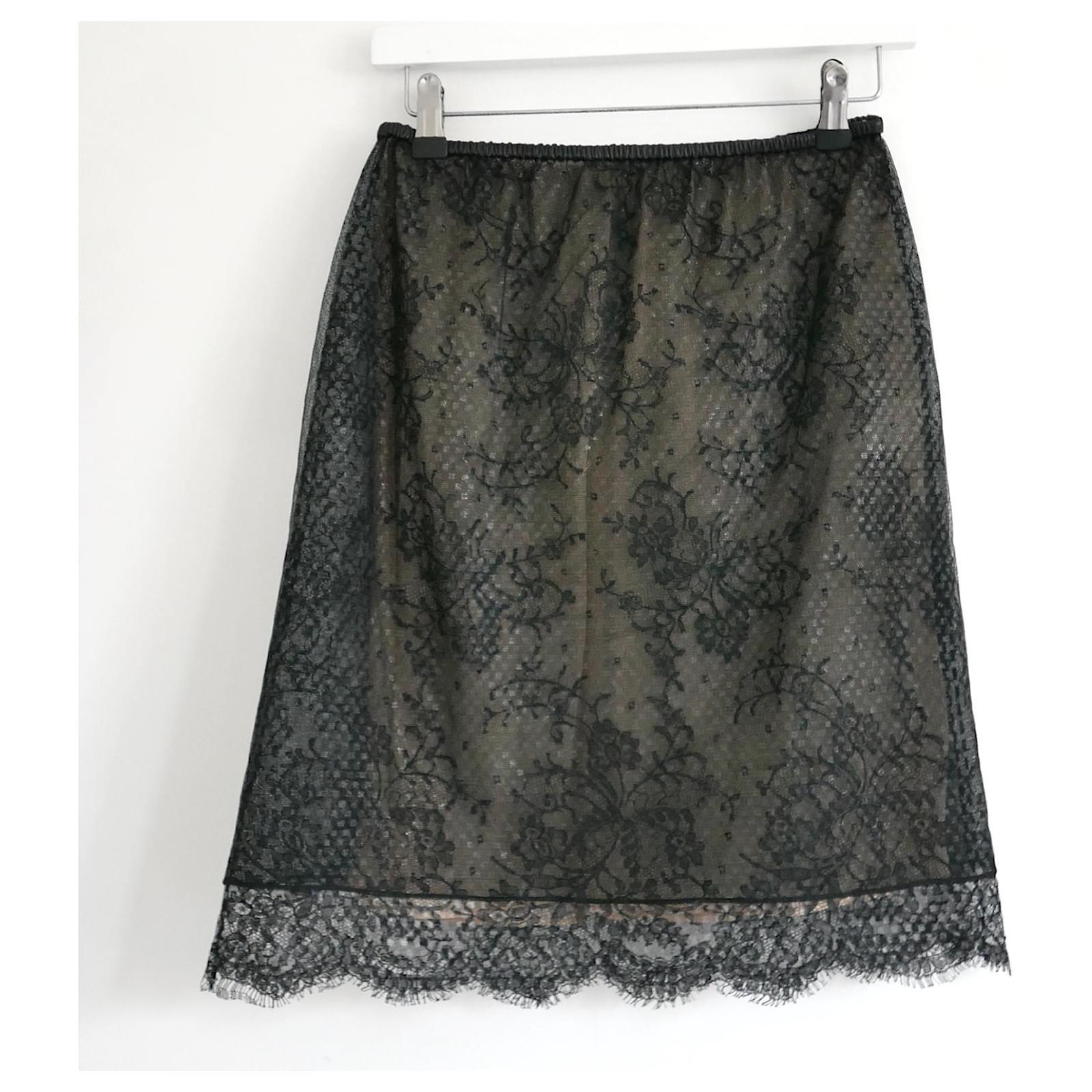Gucci x Tom Ford Spring 1999 Black Lace Skirt For Sale 1