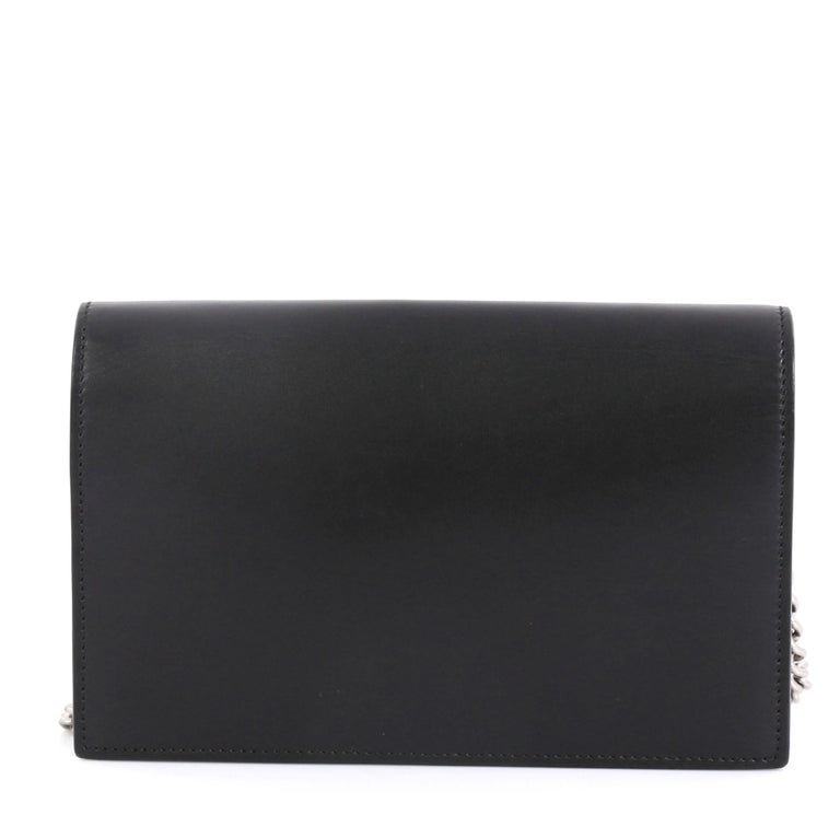 Gucci XL Chain Shoulder Bag Leather Mini at 1stDibs gucci xl embossed