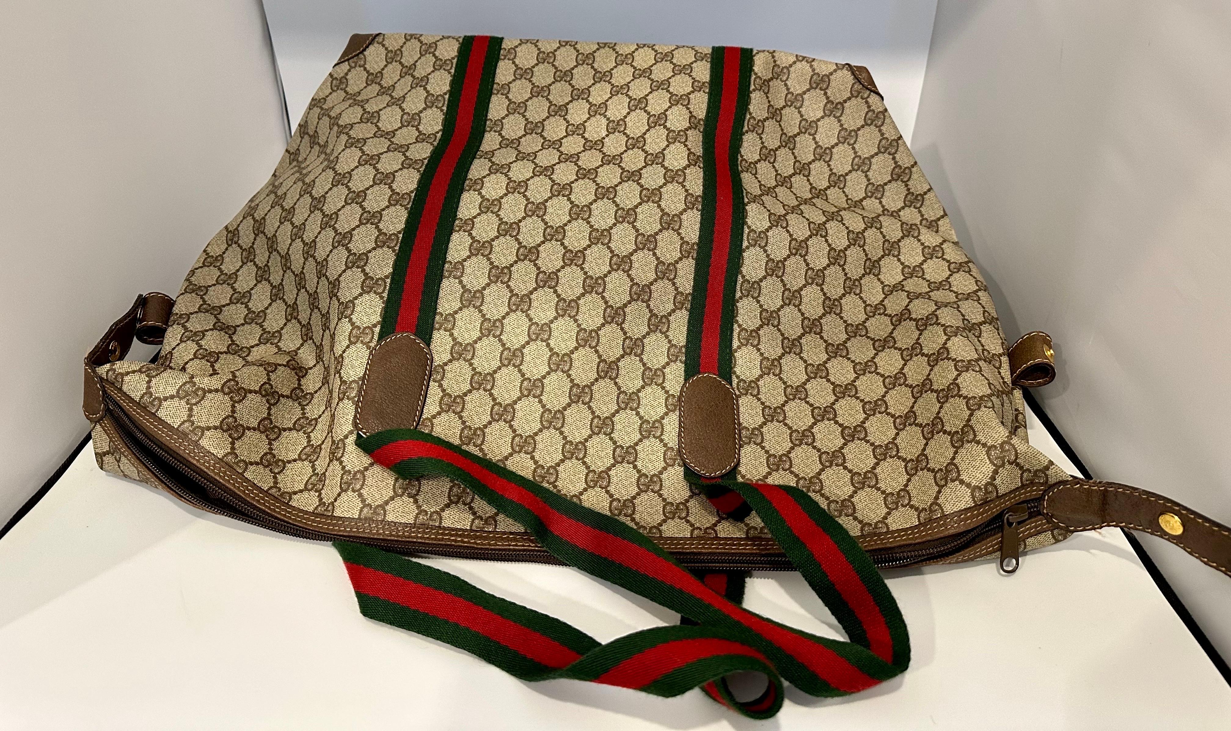 Women's Gucci XL Vintage Tan Monogram Canvas Tote Shoulder Bag Striped Handles Travel bg
