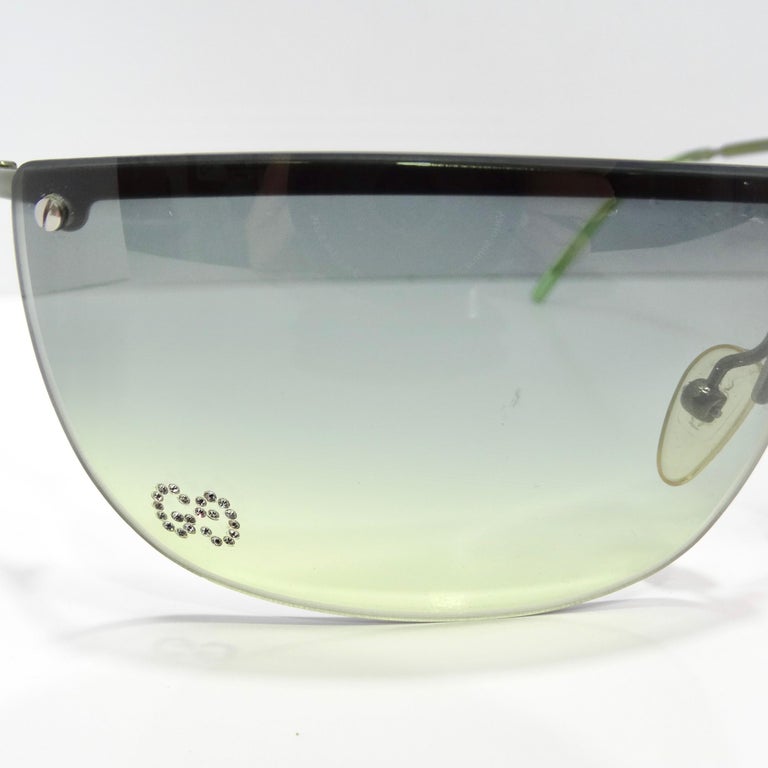 Gucci Y2K Green Gradient Sunglasses For Sale at 1stDibs