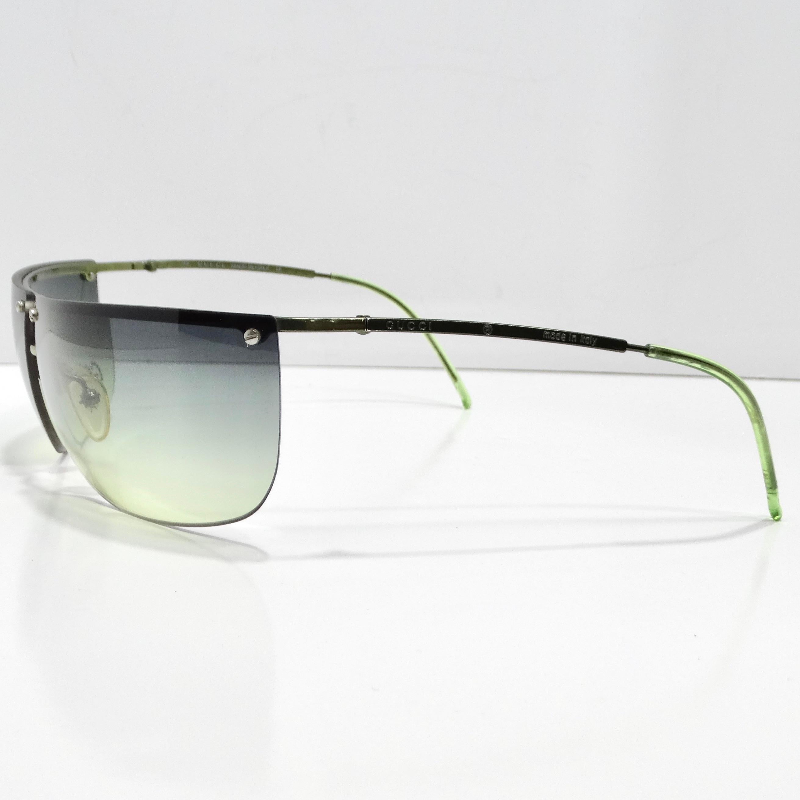 Gucci Y2K Green Gradient Sunglasses For Sale 3