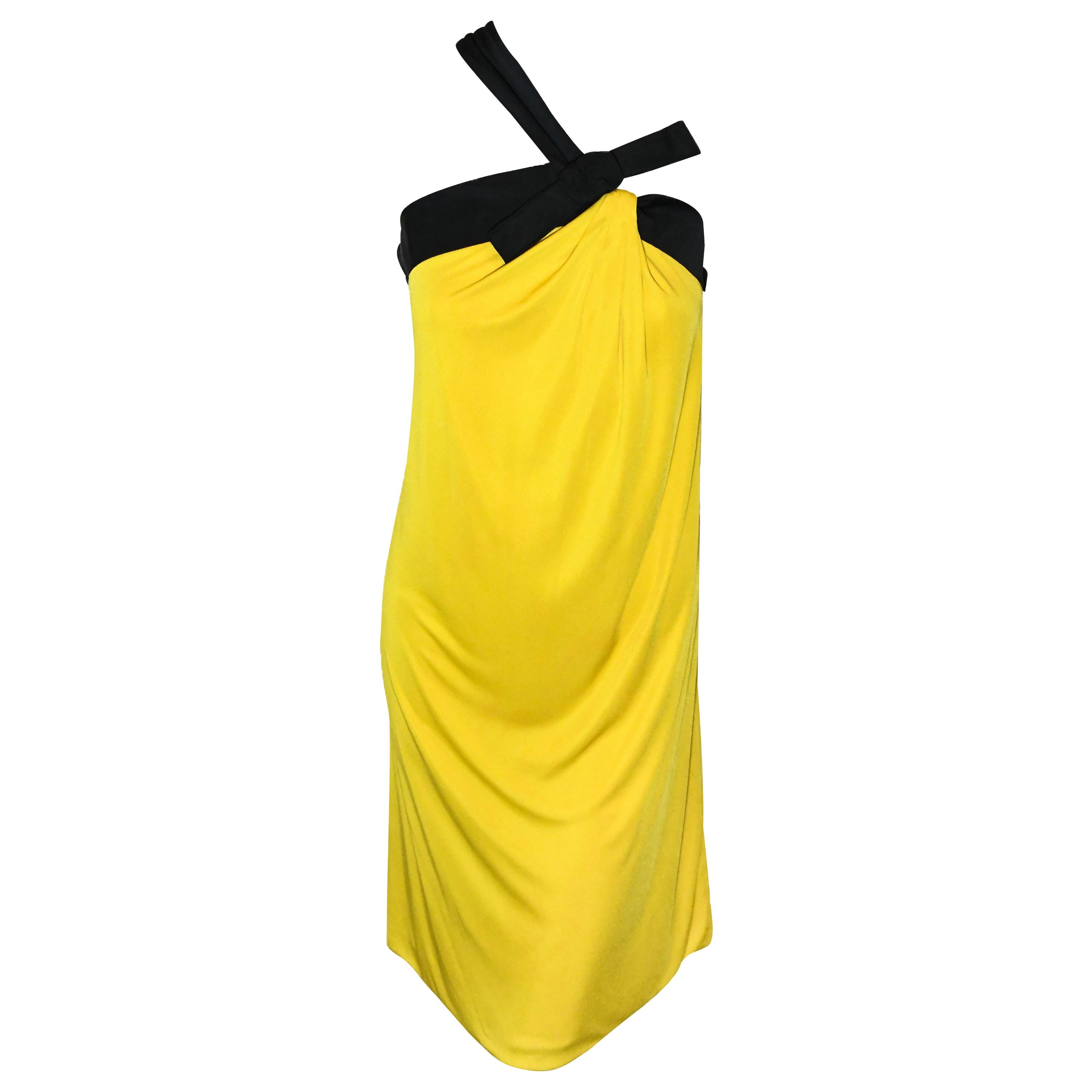 Gucci Yellow & Black One Shoulder Strap Cocktail Dress  For Sale