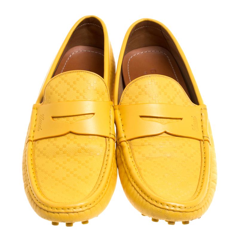 Gucci Yellow Diamante Leather Driver Loafers Size 44.5 For Sale at