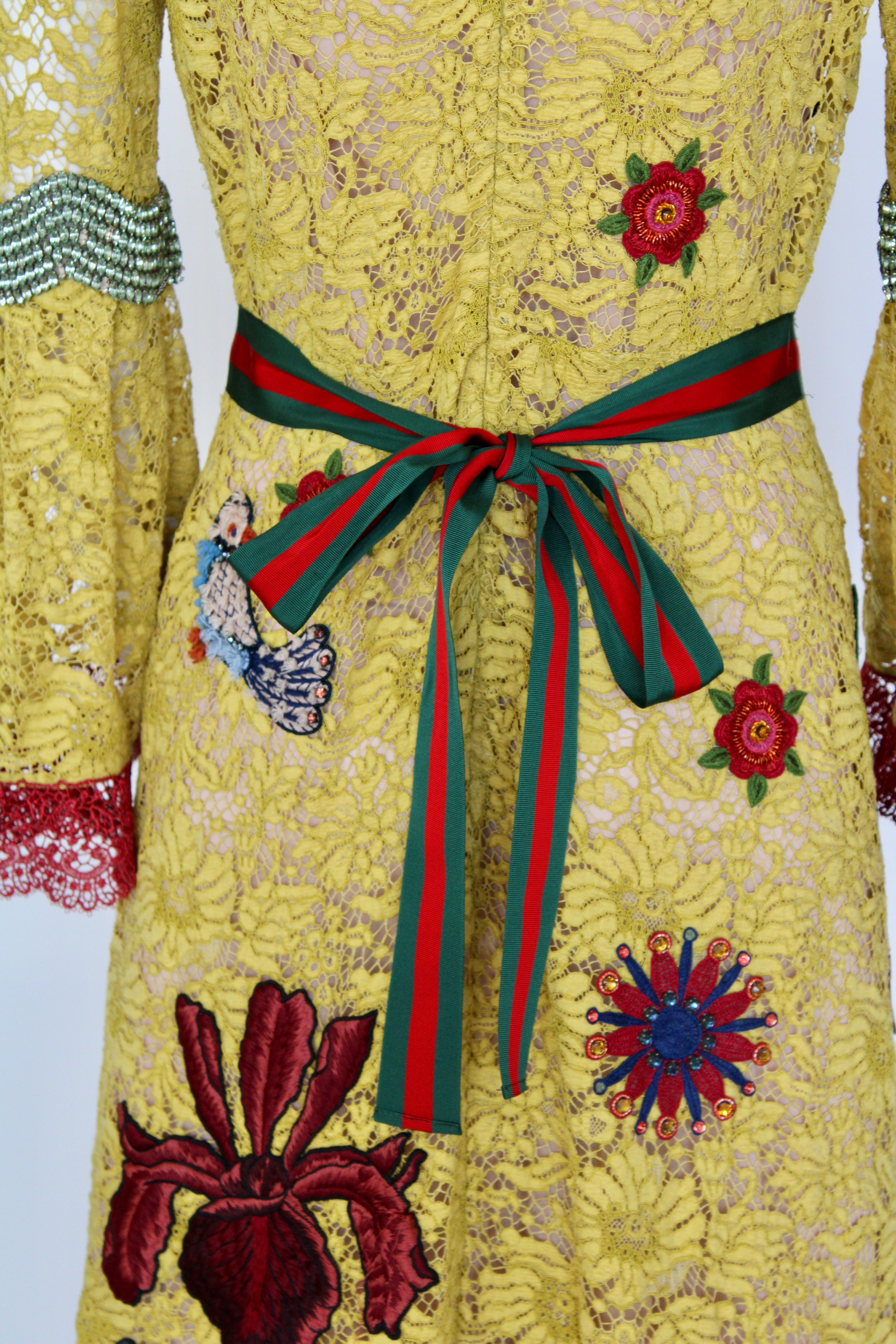 Gucci Yellow Lace Embroidered Runway Dress / Gown, Cruise 2016 - Retail $21, 000 For Sale 4