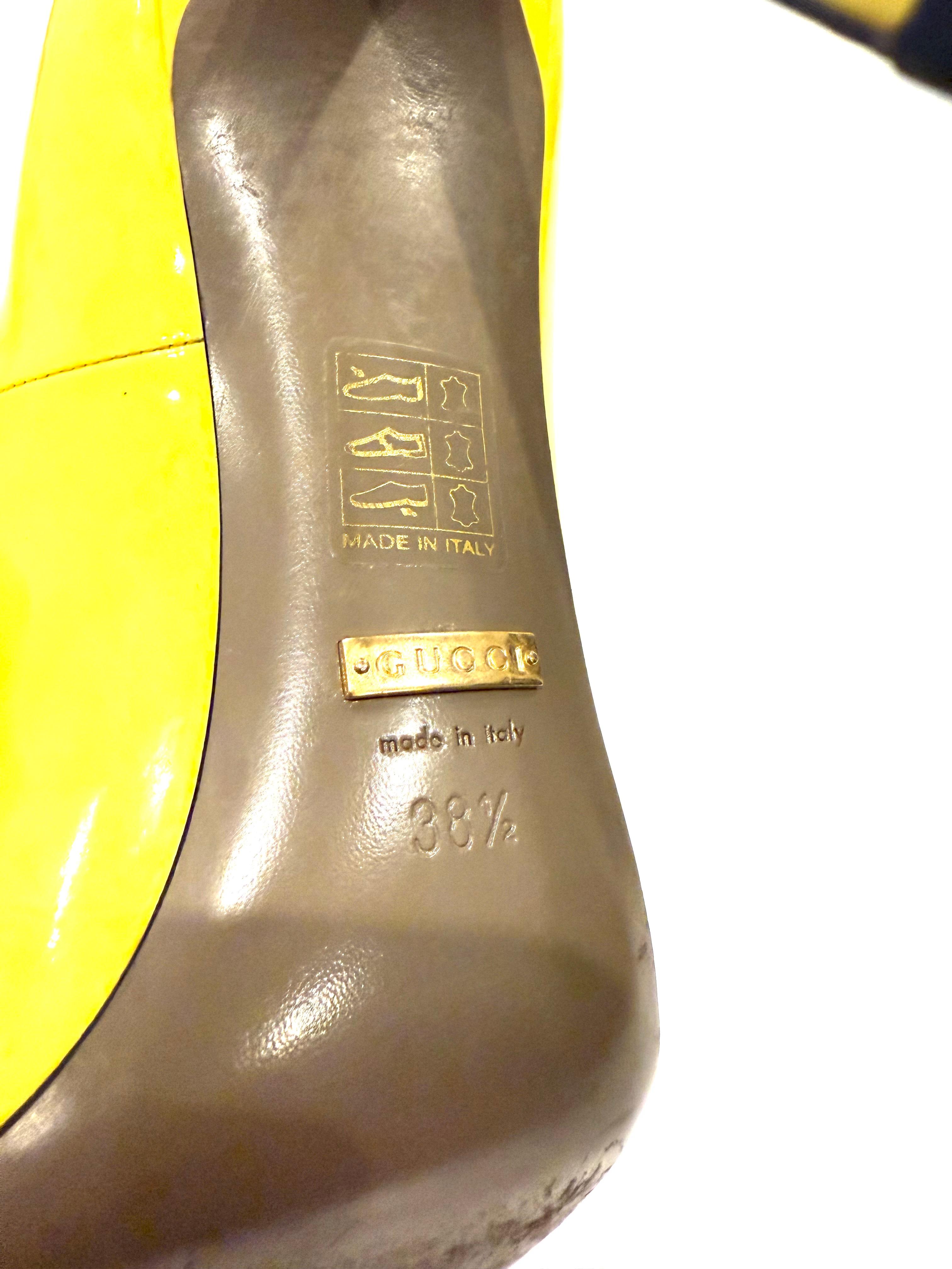 Gucci Gelbe Lackleder Heels  Größe 38.5 im Angebot 8