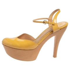 Gucci Yellow Patent Leather Platform Ankle Strap Sandals Size 38.5