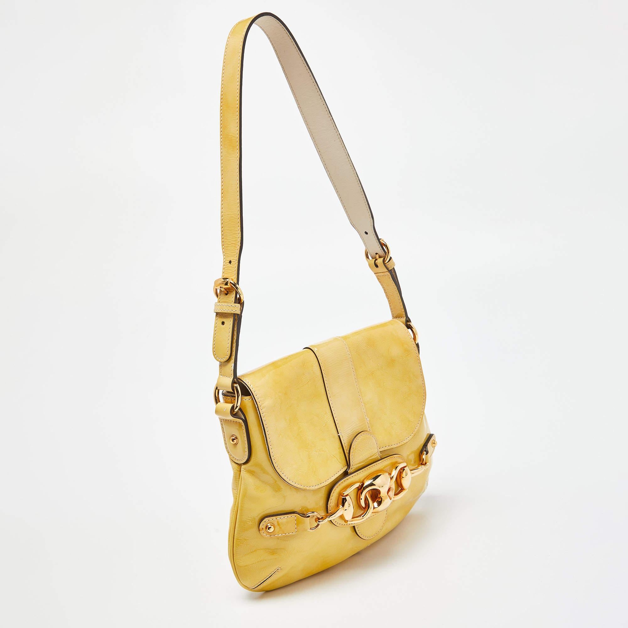 Gucci Yellow Patent Leather Wave Flap Bag For Sale 8