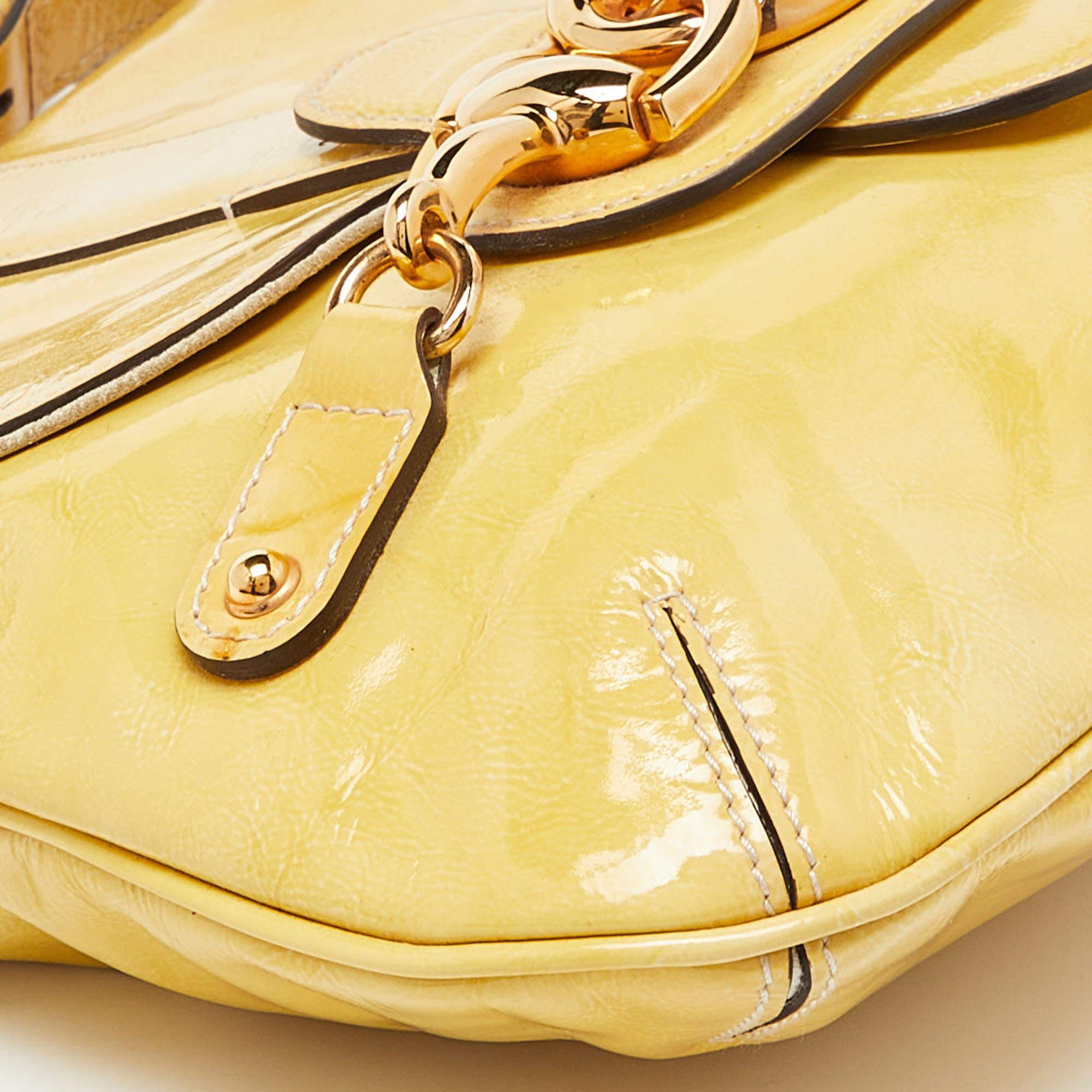 Women's Gucci Yellow Patent Leather Wave Flap Bag For Sale