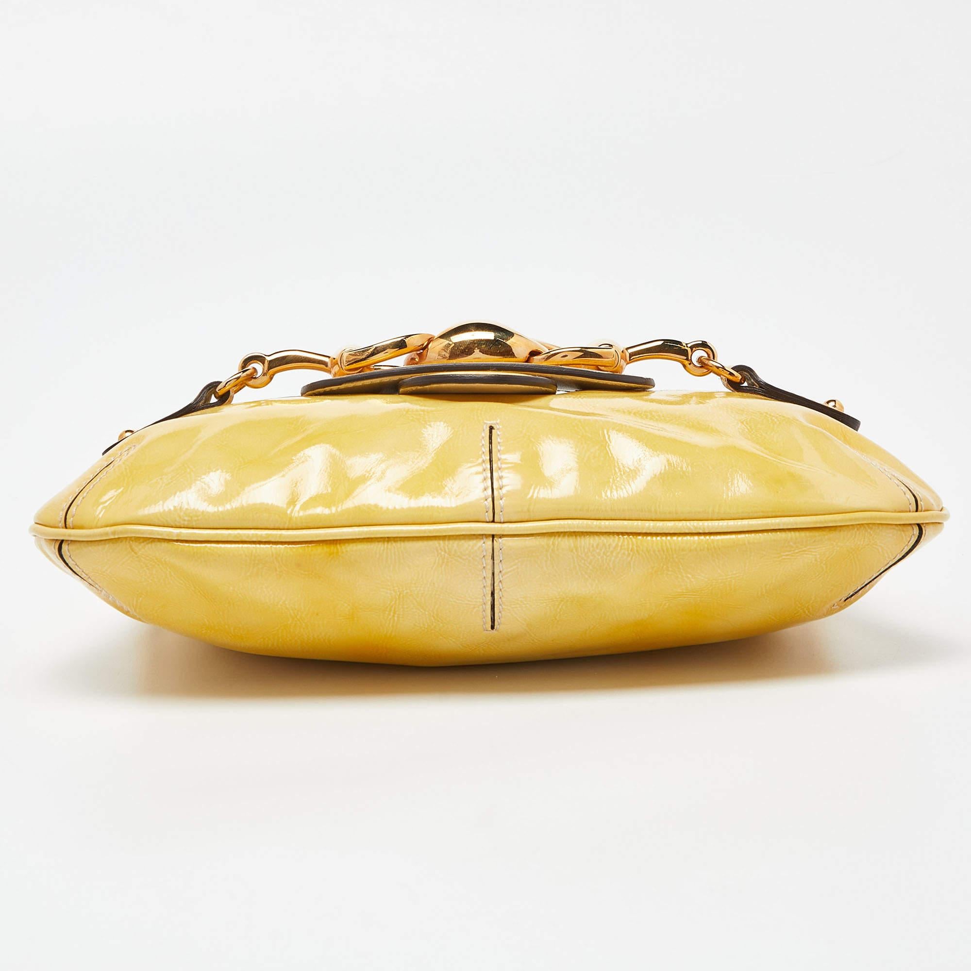 Gucci Yellow Patent Leather Wave Flap Bag For Sale 5