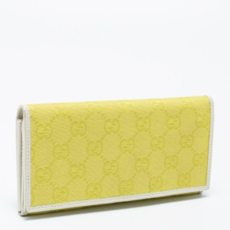 Gucci Yellow/White GG Canvas and Leather Continental Wallet For Sale 5