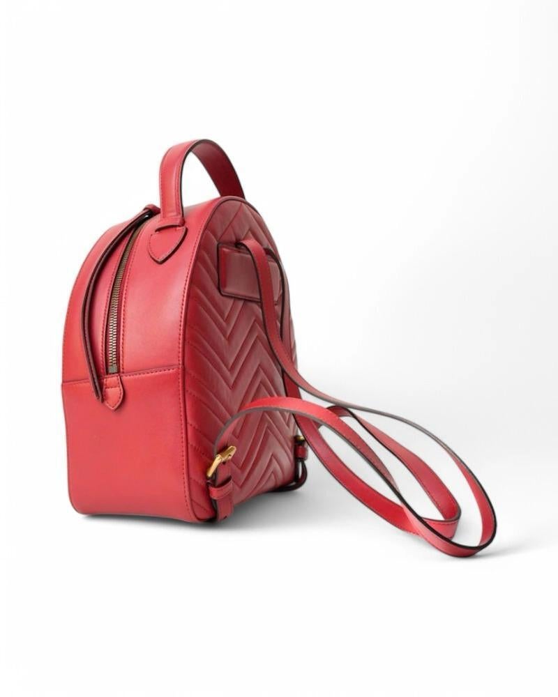 Gucci GG Marmont Matelassé Sac à dos Rouge Pour femmes en vente
