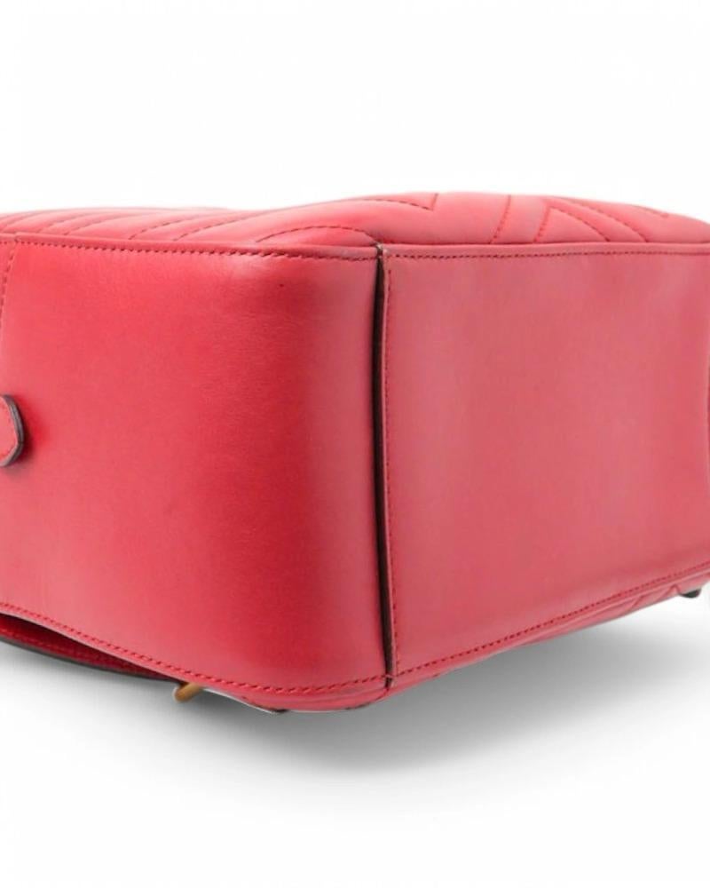Gucci GG Marmont Matelassé Sac à dos Rouge en vente 3