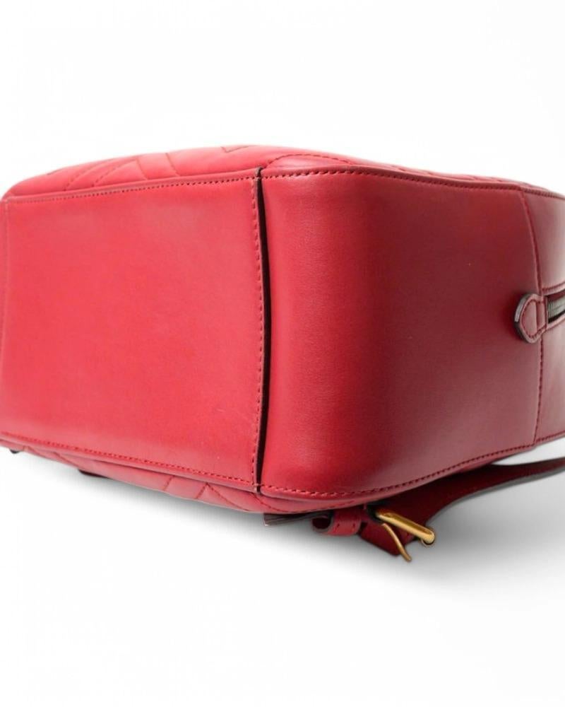 Gucci GG Marmont Matelassé Sac à dos Rouge en vente 4