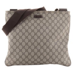 Gucci Messenger Bag mit Reißverschluss und GG aus beschichtetem Segeltuch groß