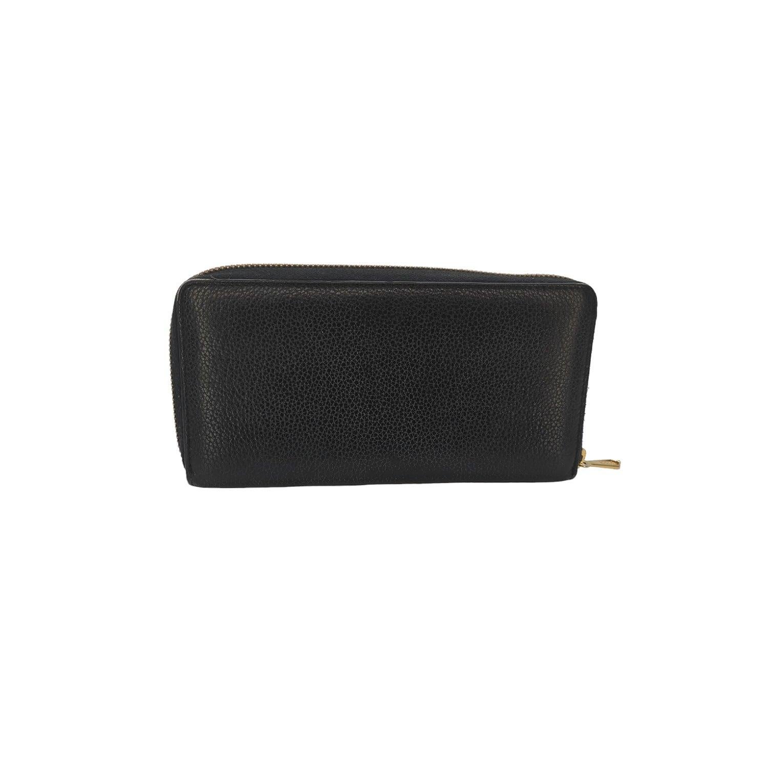 Women's Gucci Zumi Black Zip Around Wallet For Sale
