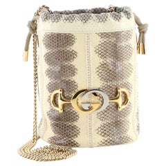 Gucci Zumi Borsa a secchiello in pelle di serpente Mini