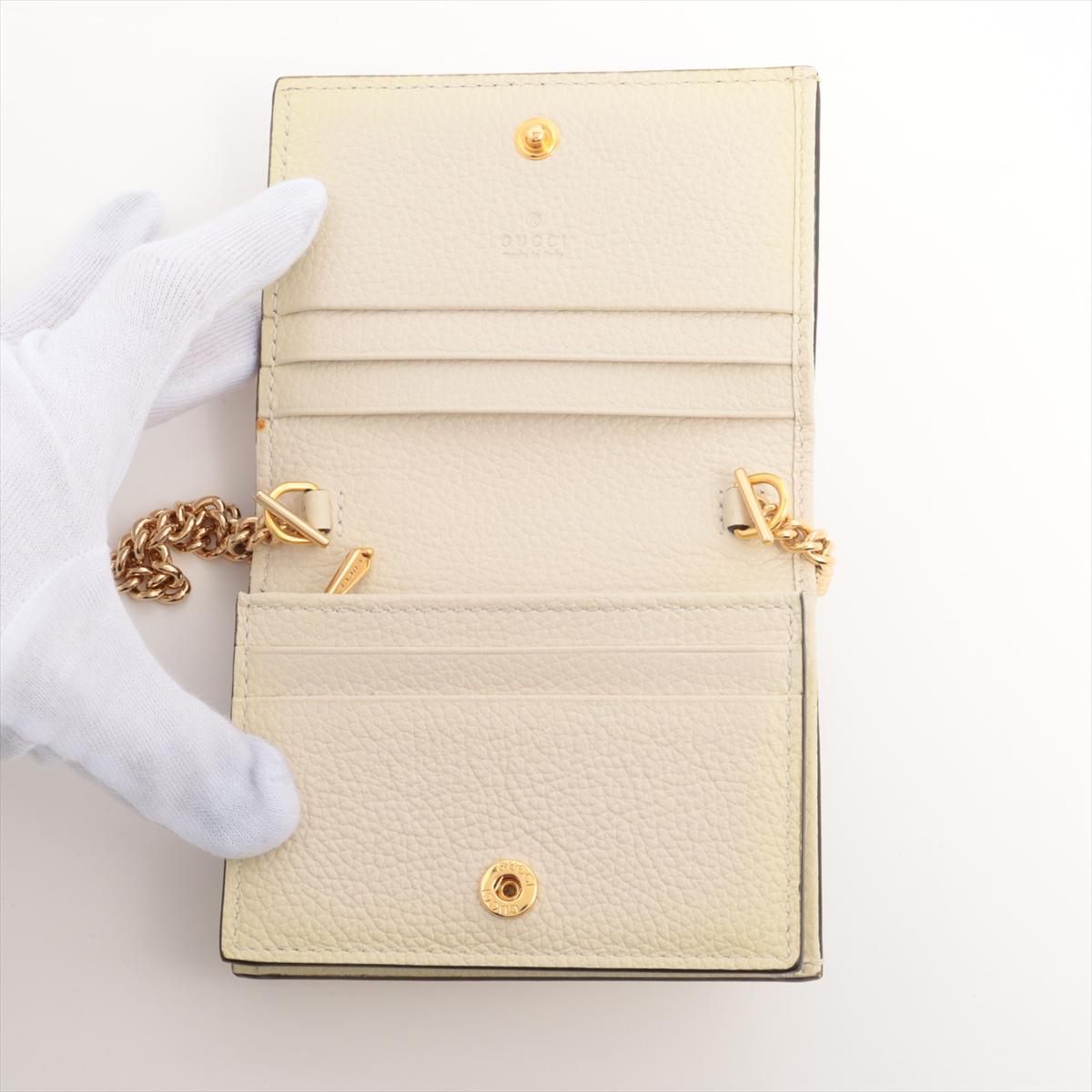 Gucci Zumi Leather Chain Wallet Ivory In Good Condition For Sale In Humacao, PR