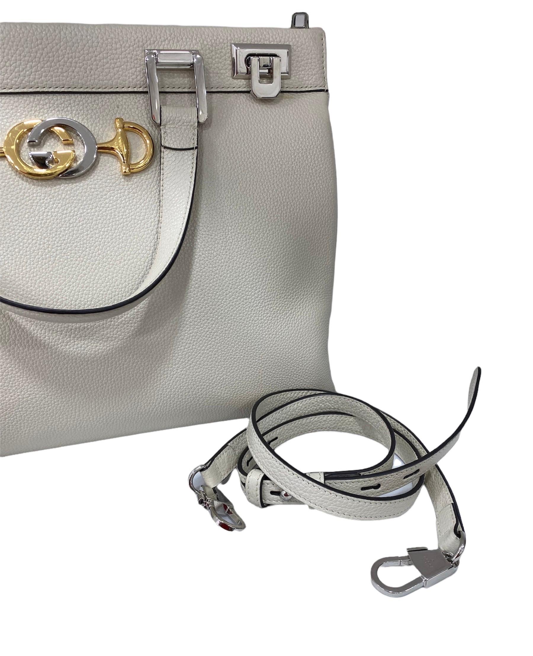 Gucci Zumi White Shoulder Bag In Excellent Condition In Torre Del Greco, IT
